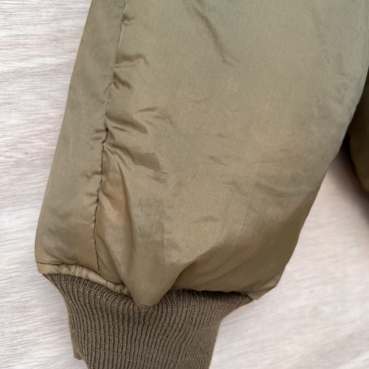 Other MILITARY REVERSIBLE BOMBER JACKET AIR FORCE WITH RARE COLOUR Size US L / EU 52-54 / 3 - 11 Thumbnail