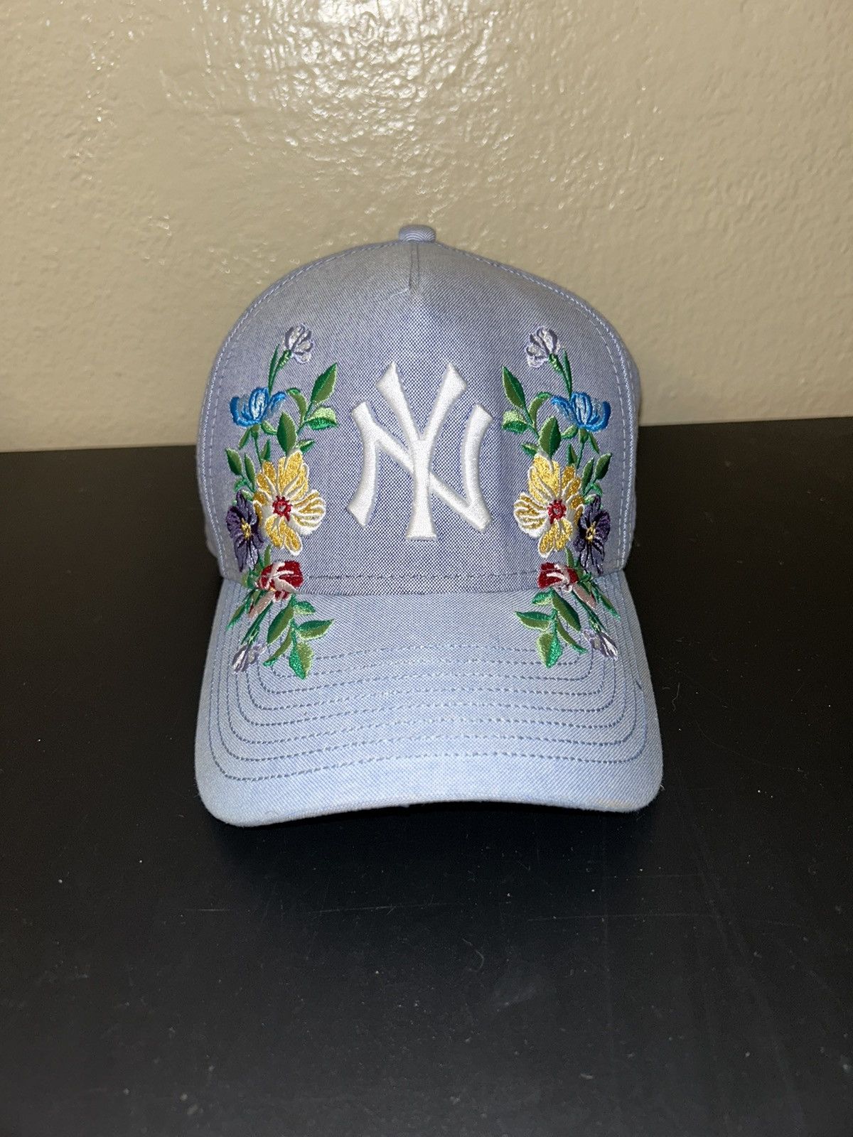 Kith × New Era Kith New Era Yankees Floral Oxford Pinch Crown | Grailed