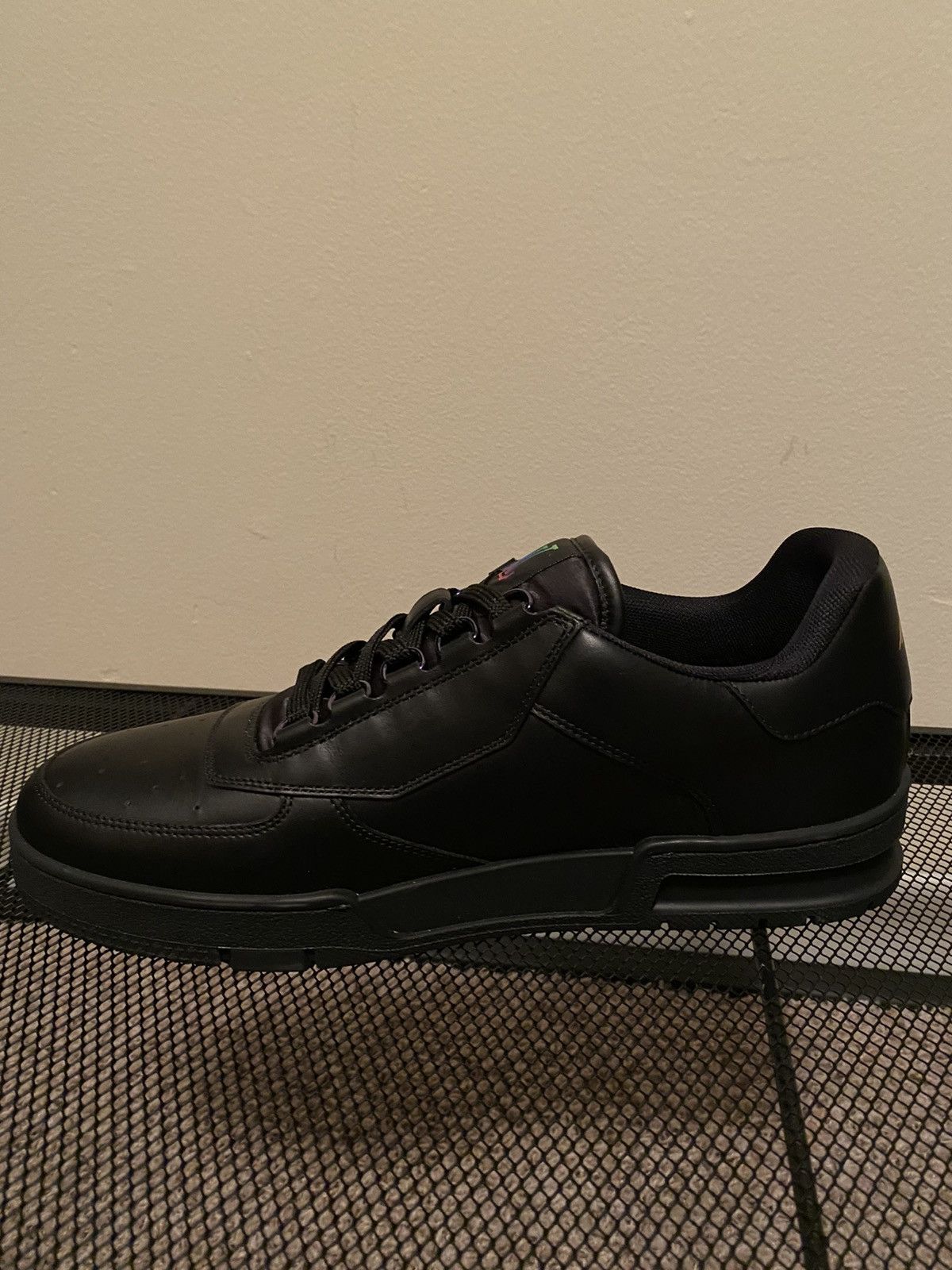 Louis Vuitton Louis Vuitton LV Trainer Sneaker Plain Rainbow Virgil Grail Size US 9 / EU 42 - 8 Thumbnail