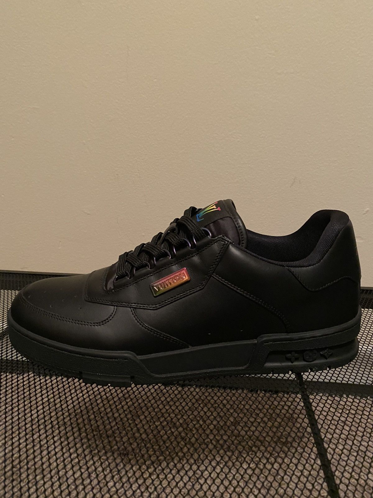 Louis Vuitton Louis Vuitton LV Trainer Sneaker Plain Rainbow Virgil Grail Size US 9 / EU 42 - 9 Thumbnail