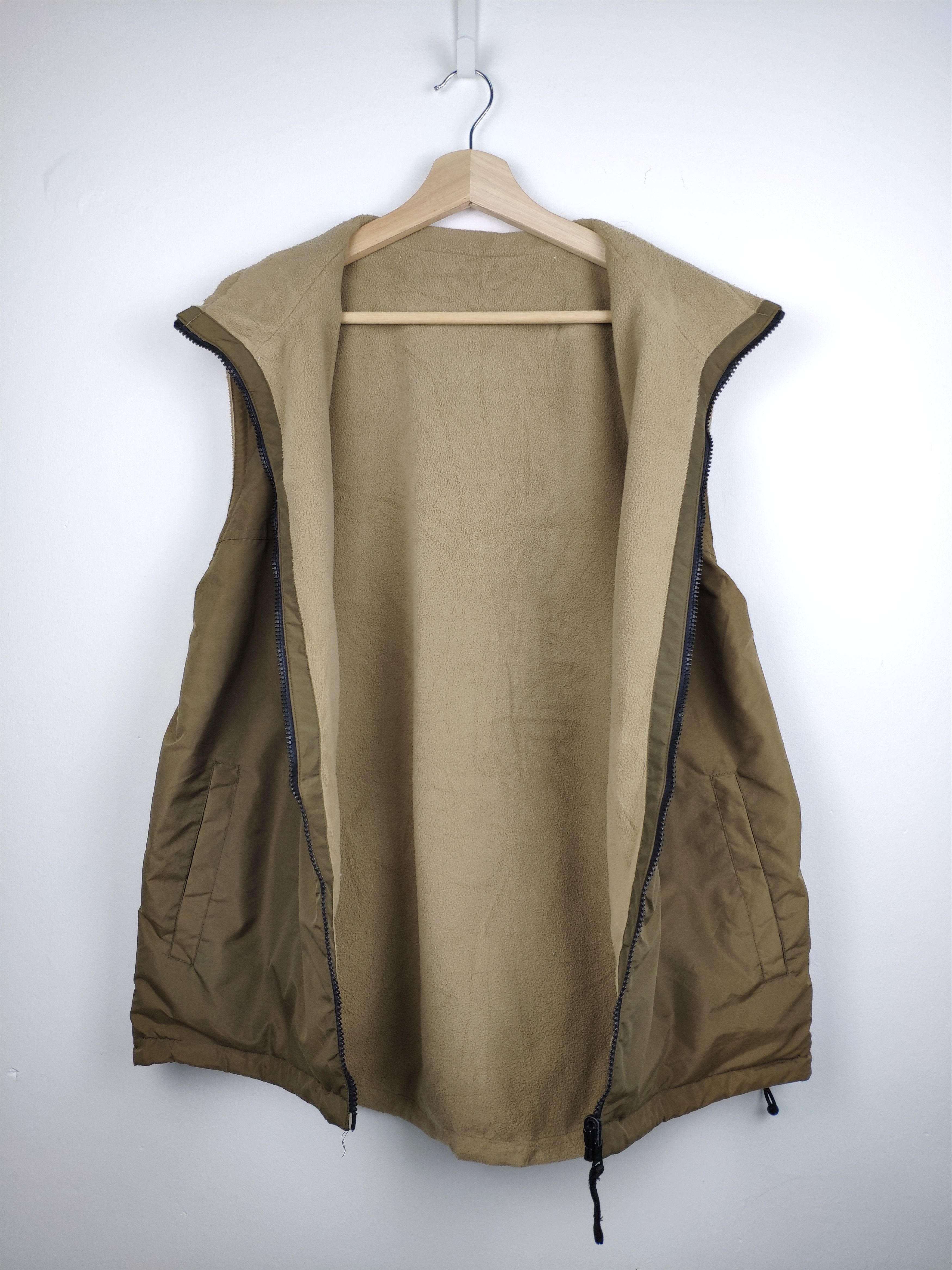 Japanese Brand × Uniqlo Japanese Uniqlo Fleece Vest Reversible Size US XL / EU 56 / 4 - 10 Thumbnail