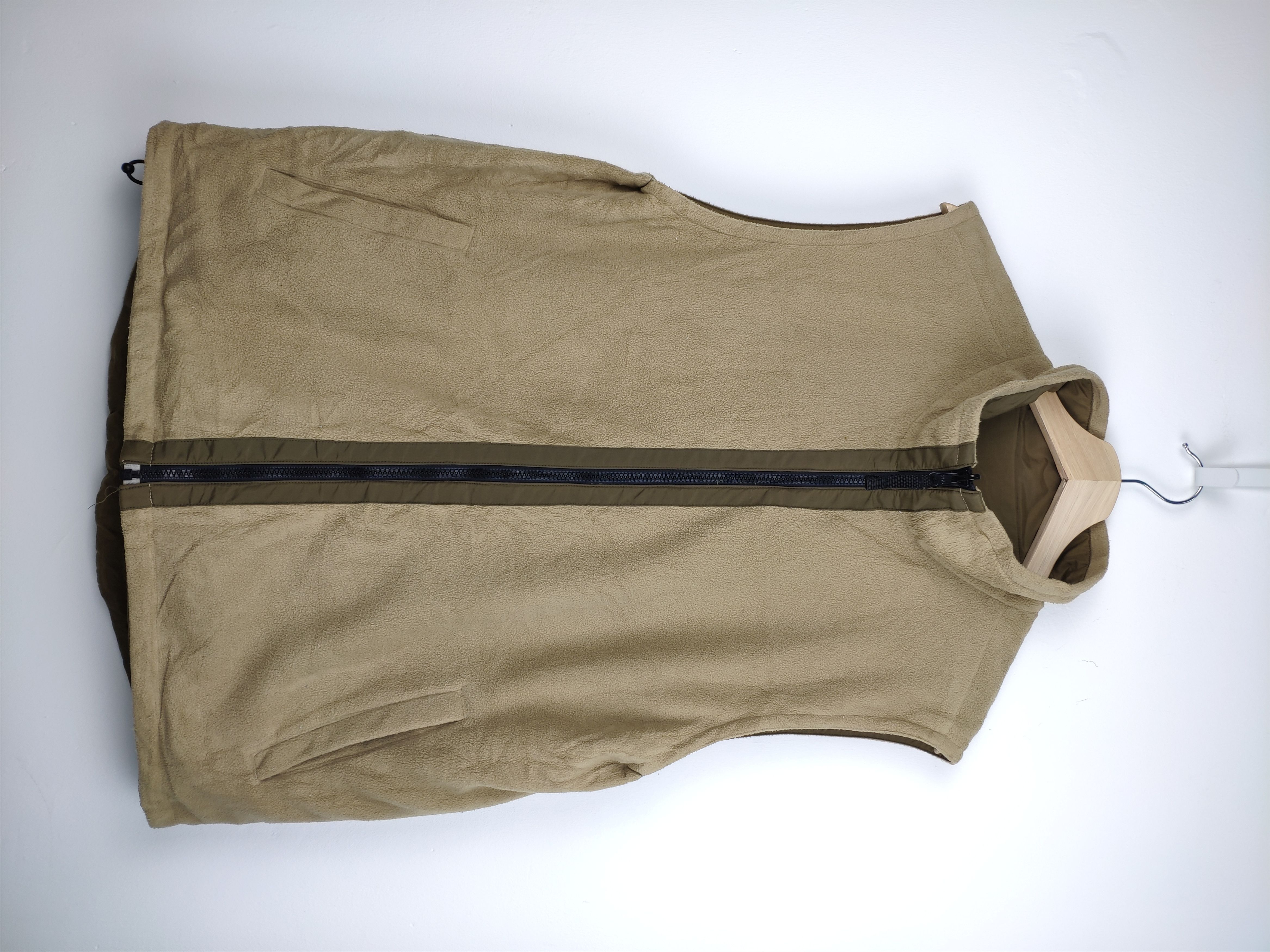 image of Tracey Vest x Uniqlo Japanese Uniqlo Fleece Vest Reversible, Men's (Size XL)