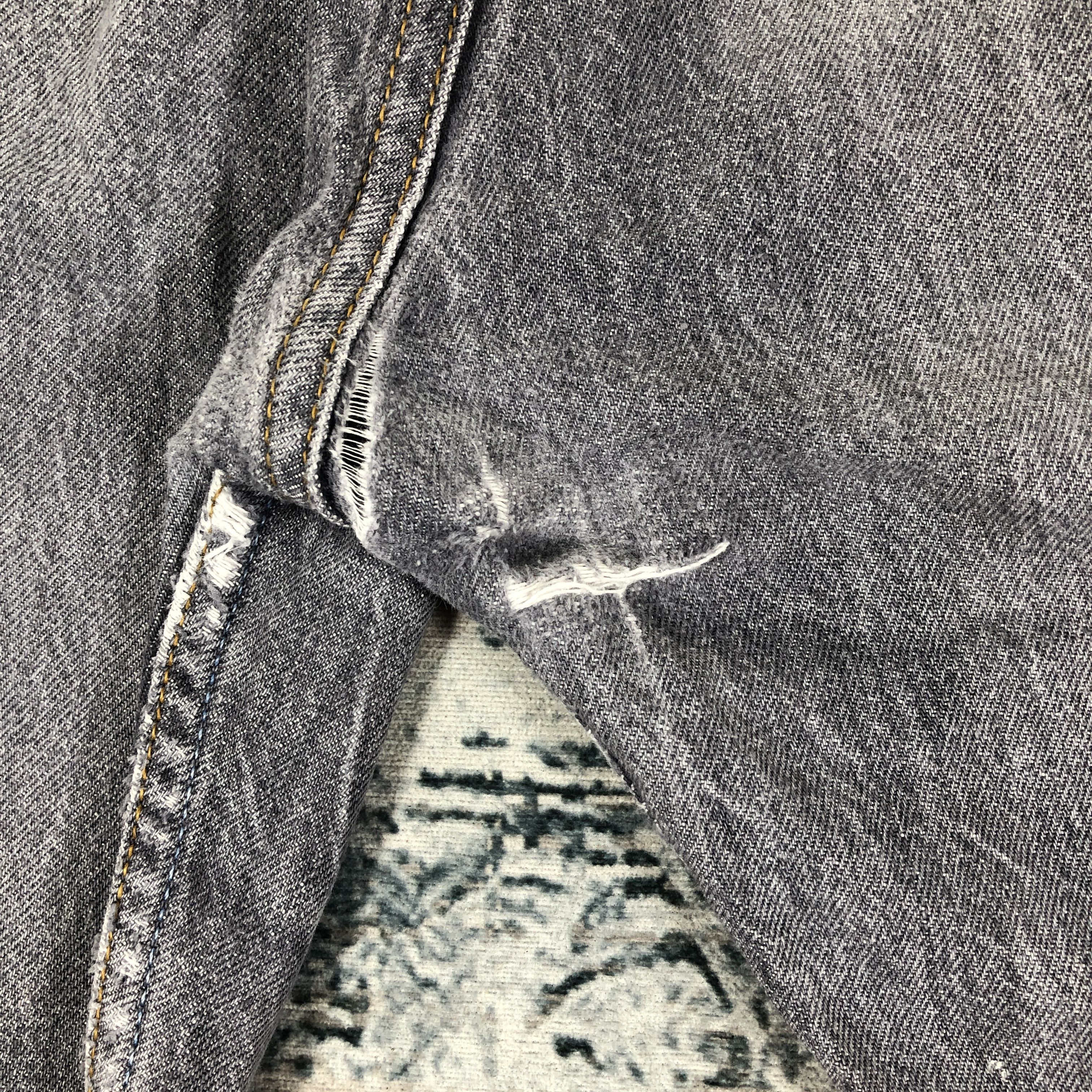 Levi's × Vintage Vintage Levis 501 Jeans Faded Black Denim Size US 33 - 14 Thumbnail