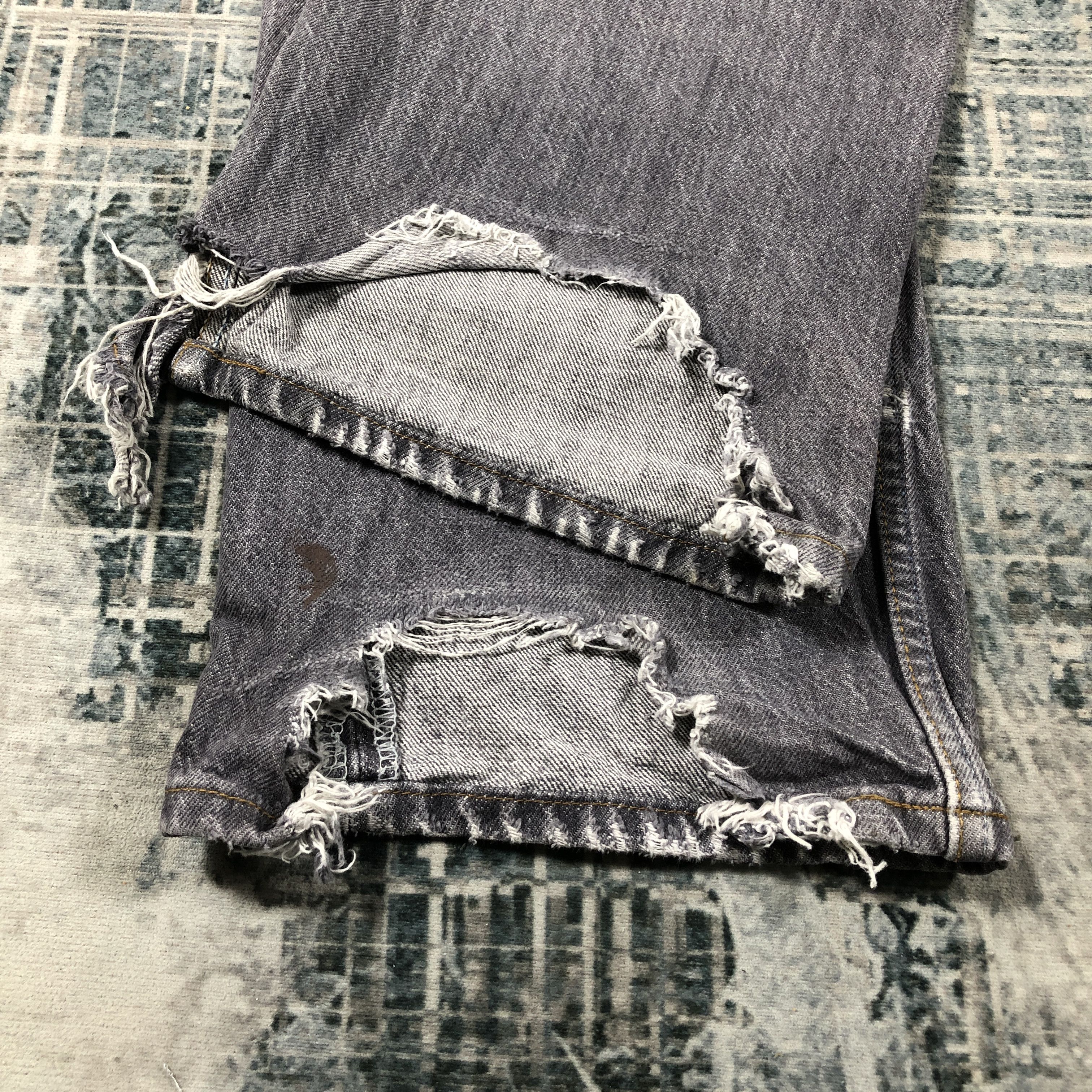 Levi's × Vintage Vintage Levis 501 Jeans Faded Black Denim Size US 33 - 12 Thumbnail