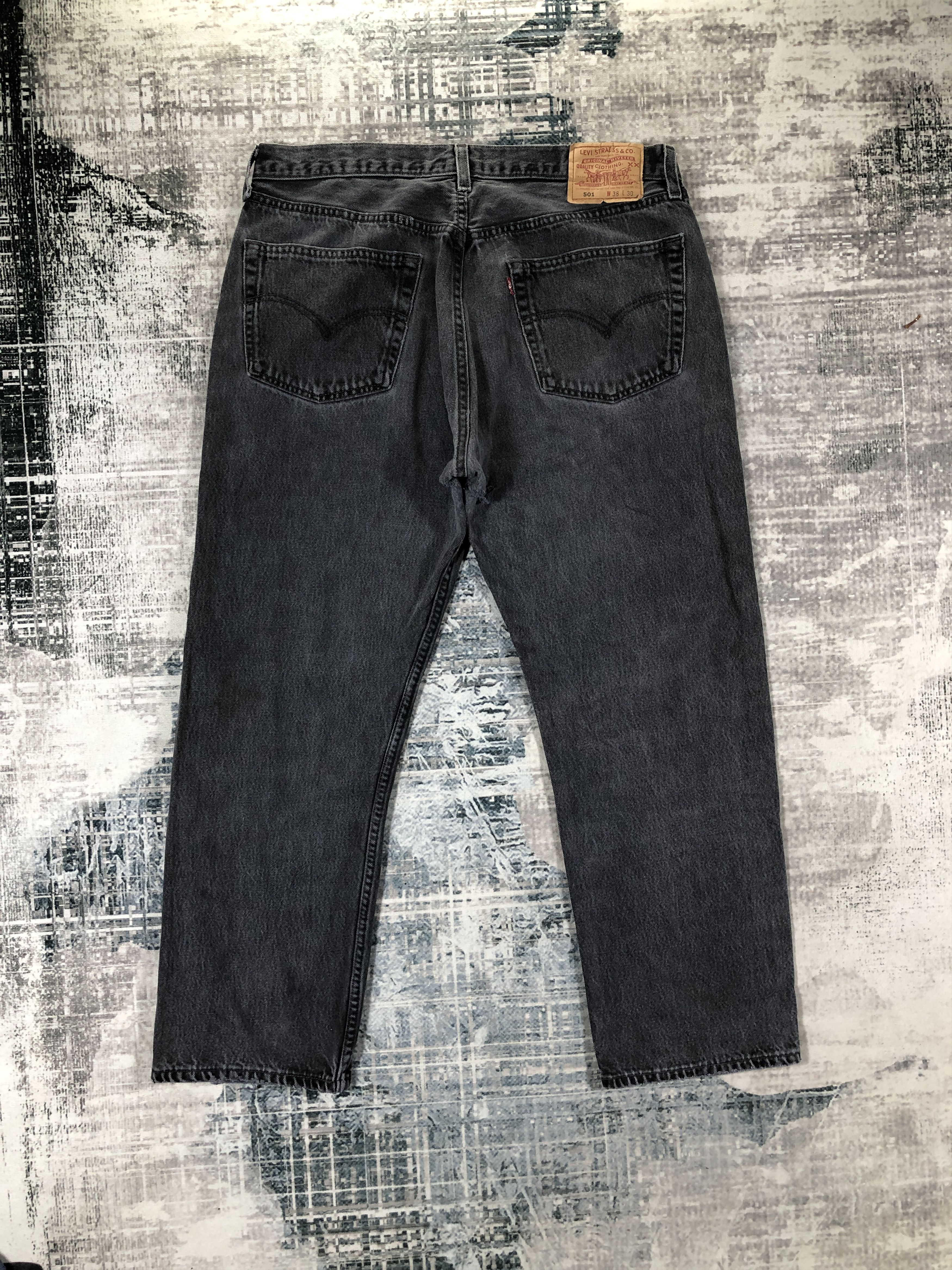 Levi's × Vintage Vintage Levis 501 Jeans Faded Black Denim Size US 34 / EU 50 - 2 Thumbnail