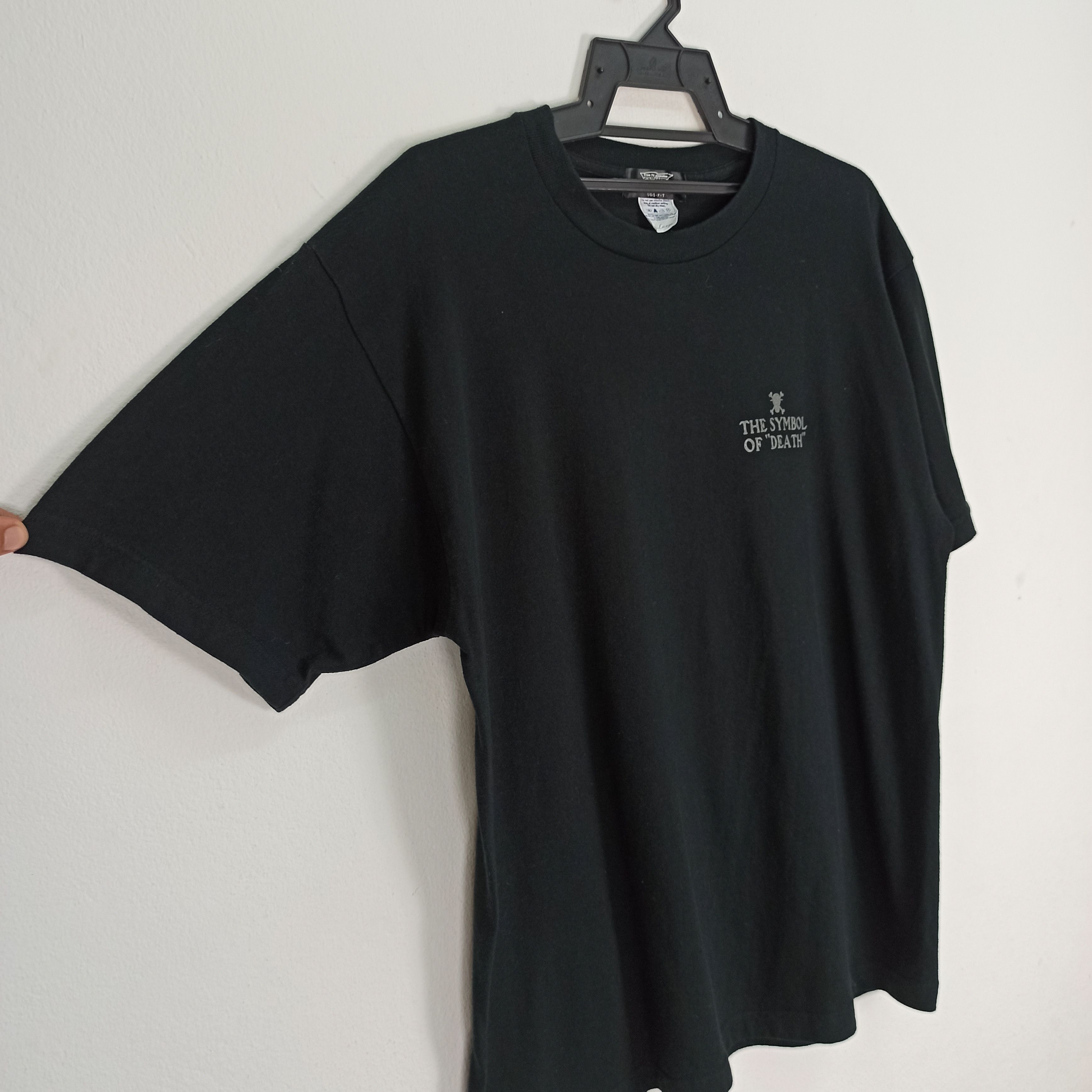 Anime Rare One Piece The Symbol Of "Death" Tshirt Size US L / EU 52-54 / 3 - 5 Thumbnail