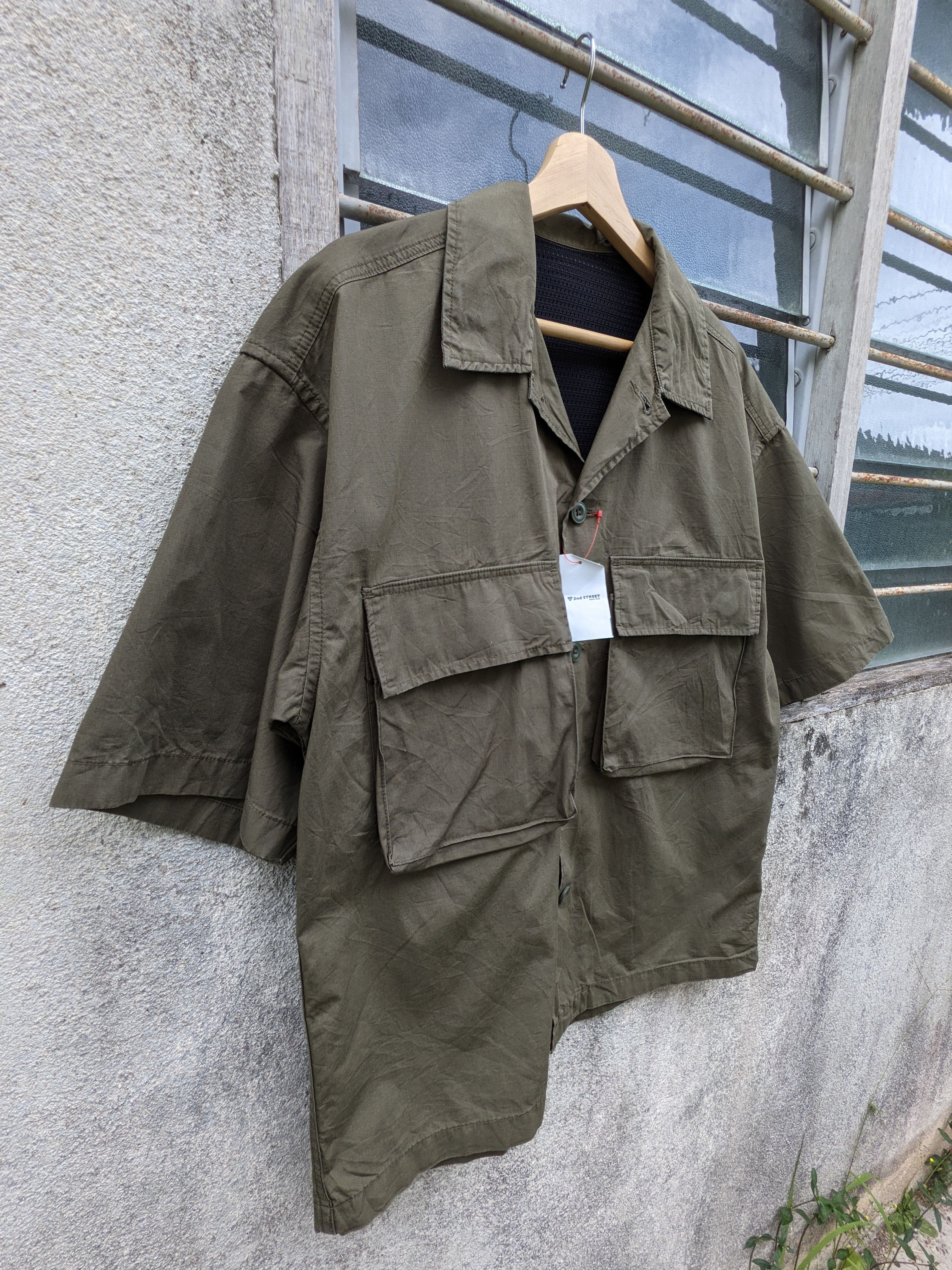 GU GU military workshirt Size US M / EU 48-50 / 2 - 4 Thumbnail