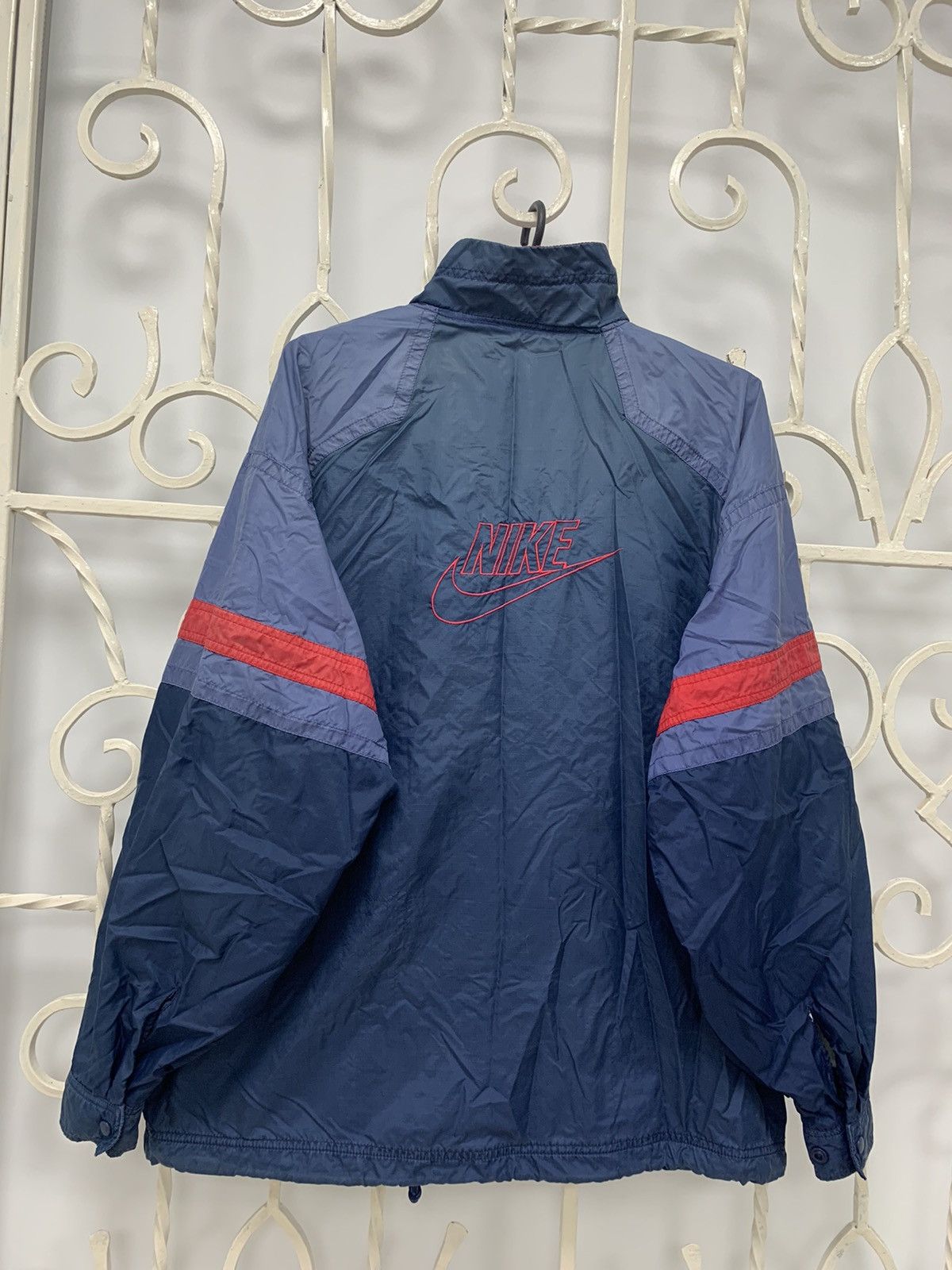 Nike × Vintage Vintage Nike Big Logo Jacket Size US L / EU 52-54 / 3 - 1 Thumbnail