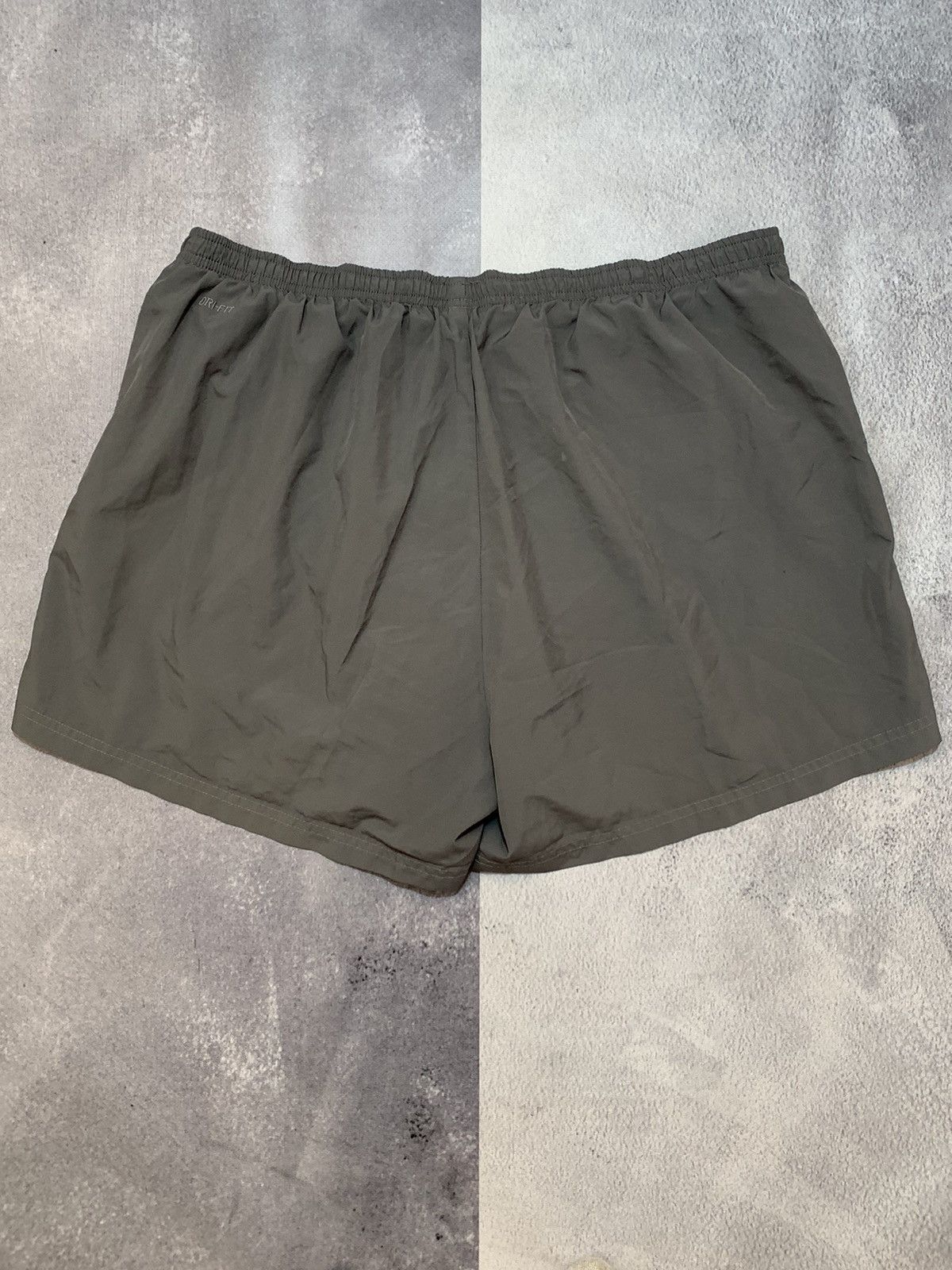 Nike × Vintage Vintage Y2K Nike swoosh shorts streetwear style size L Size US 34 / EU 50 - 5 Thumbnail