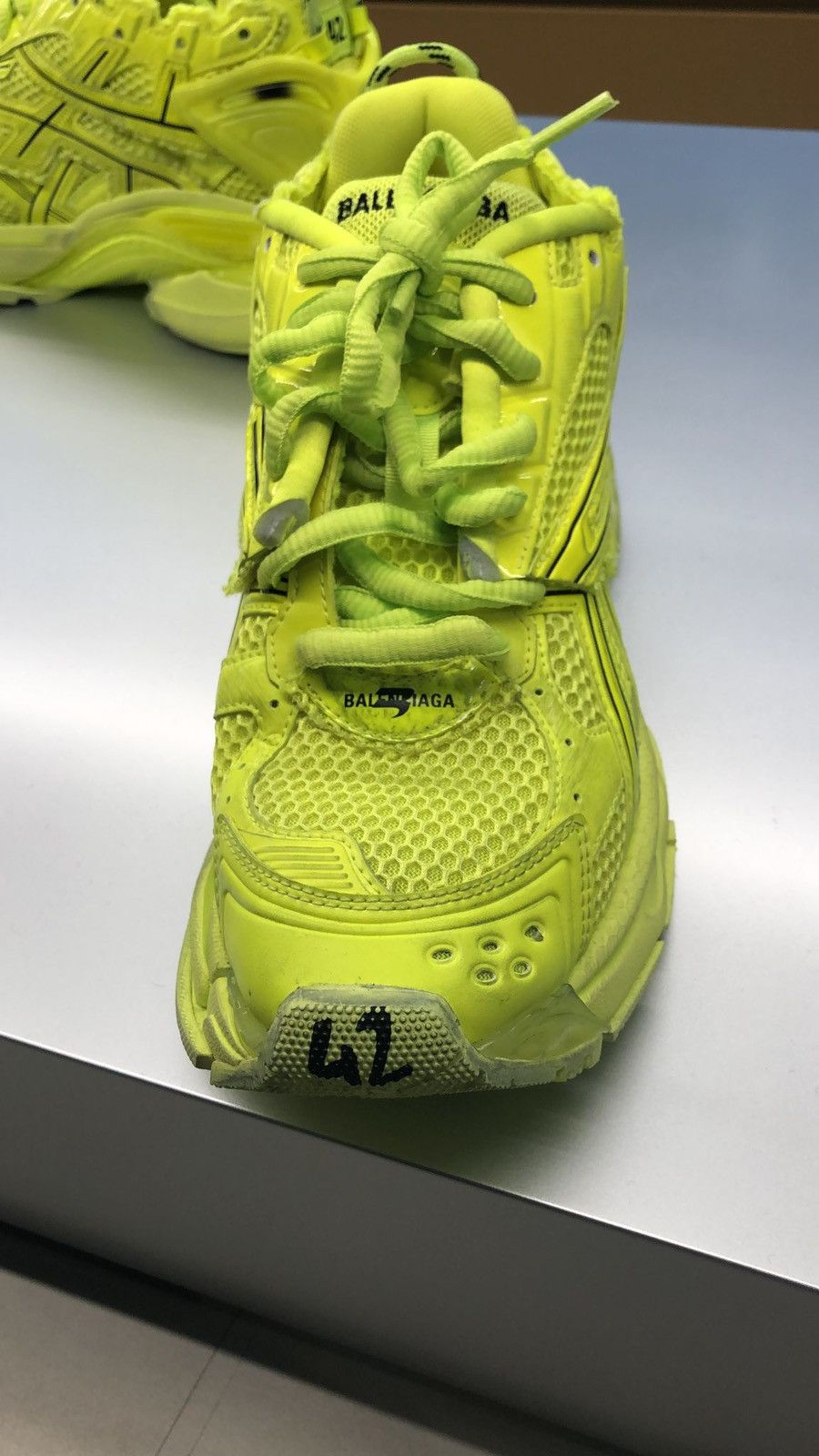 Balenciaga o1s1rm0823 Caged Mesh Runner Sneakers in Lime Size US 10 / EU 43 - 2 Thumbnail