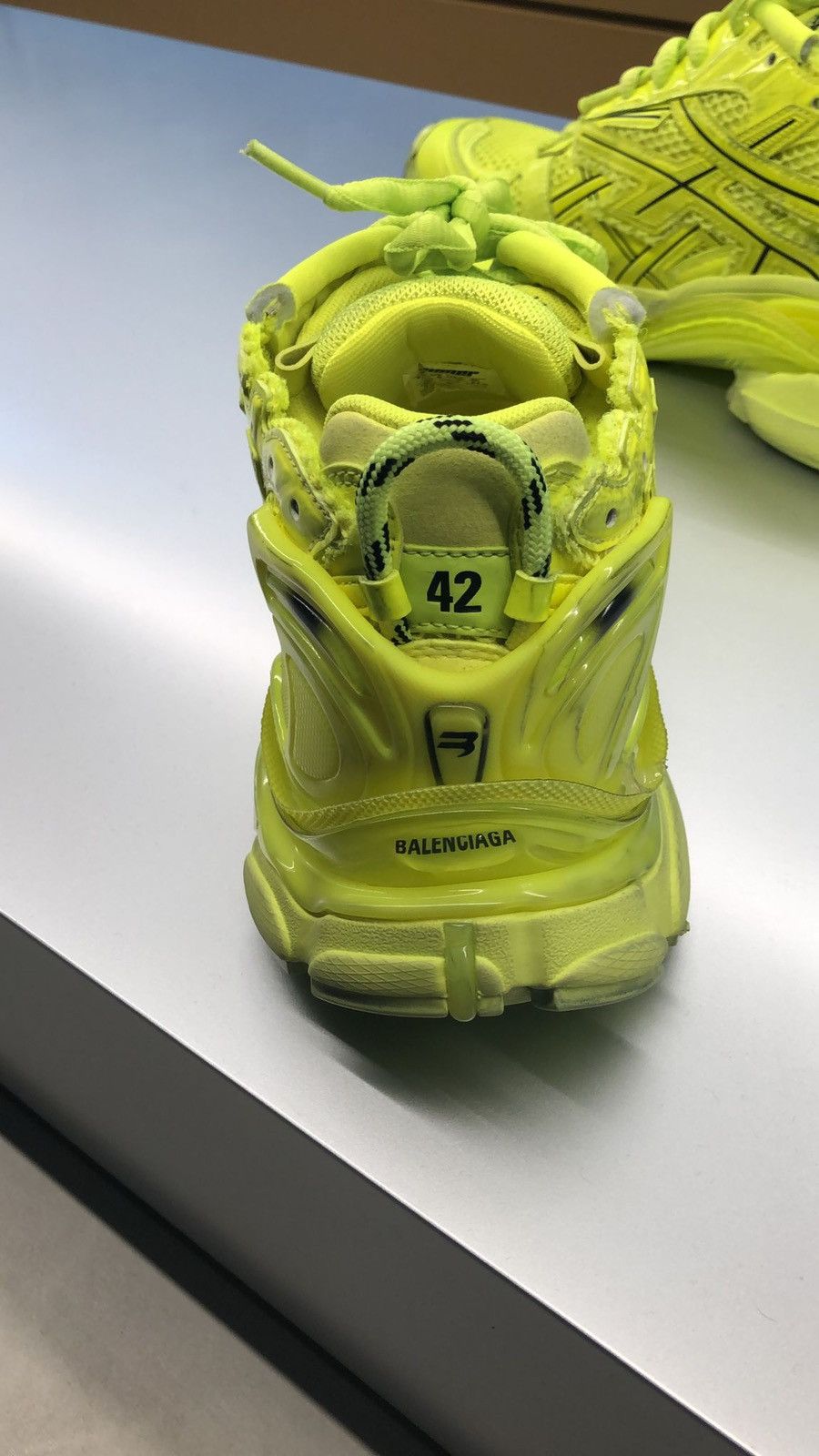 Balenciaga o1s1rm0823 Caged Mesh Runner Sneakers in Lime Size US 13 / EU 46 - 3 Thumbnail
