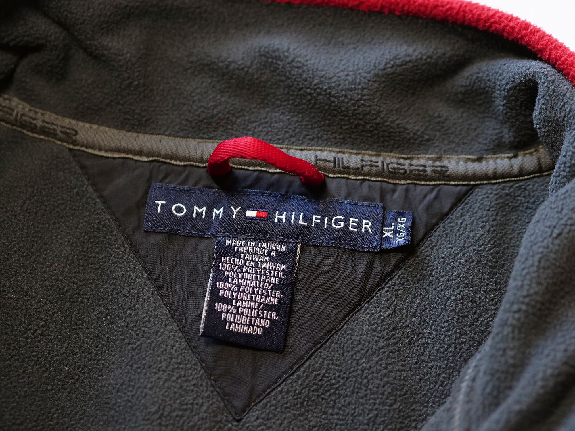 Tommy Hilfiger Tommy Hilfiger vest Size US XL / EU 56 / 4 - 2 Thumbnail