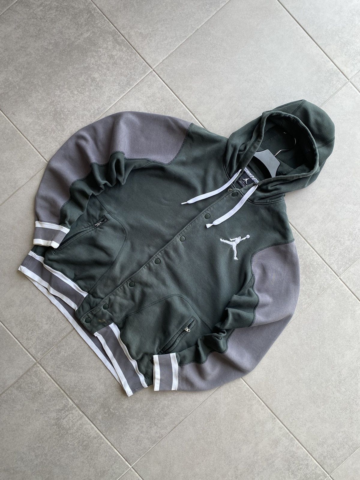 Jordan Brand Vintage Jordan Hoodie Size US M / EU 48-50 / 2 - 3 Thumbnail