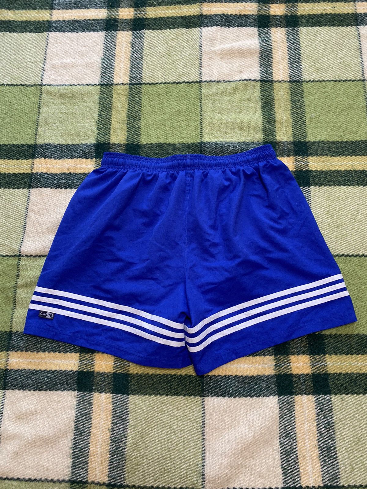 Adidas Vintage Adidas shorts streetwear y2k style casual size XL Size US 36 / EU 52 - 4 Thumbnail