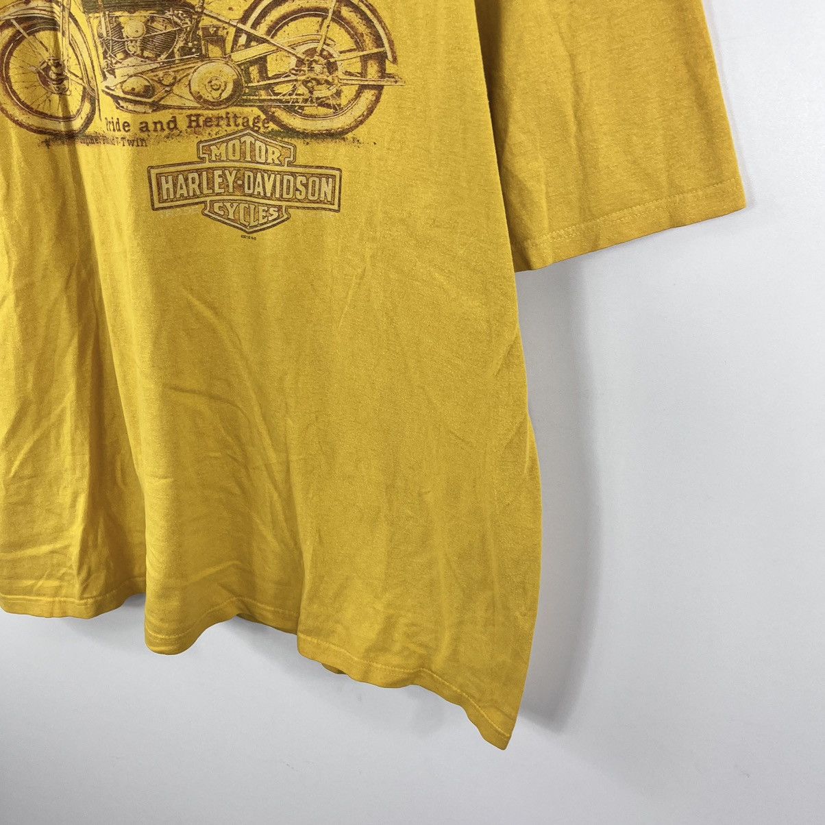 Harley Davidson Harley Davidson 2016 H-D Big Logo T-Shirt Yellow Size XL/XXL Size US XXL / EU 58 / 5 - 4 Thumbnail