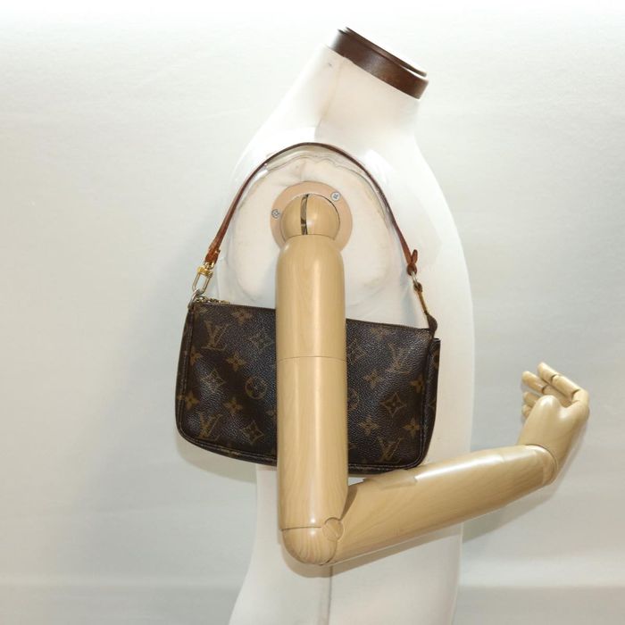 Louis-Vuitton-Monogram-Pochette-Accessoires-Pouch-M51980