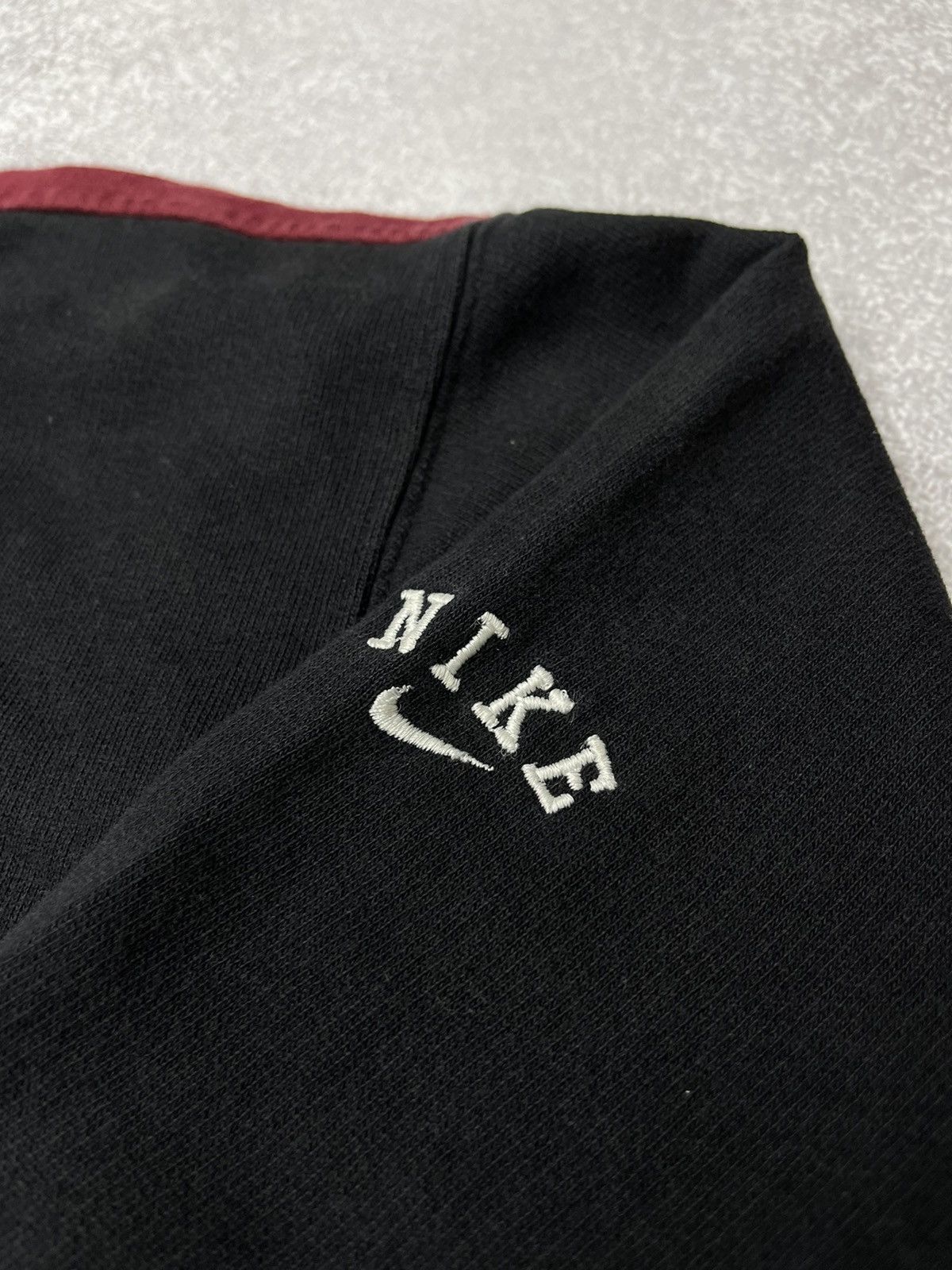 Nike Vintage 90s Nike Half Zip Y2K size L Size US L / EU 52-54 / 3 - 3 Thumbnail