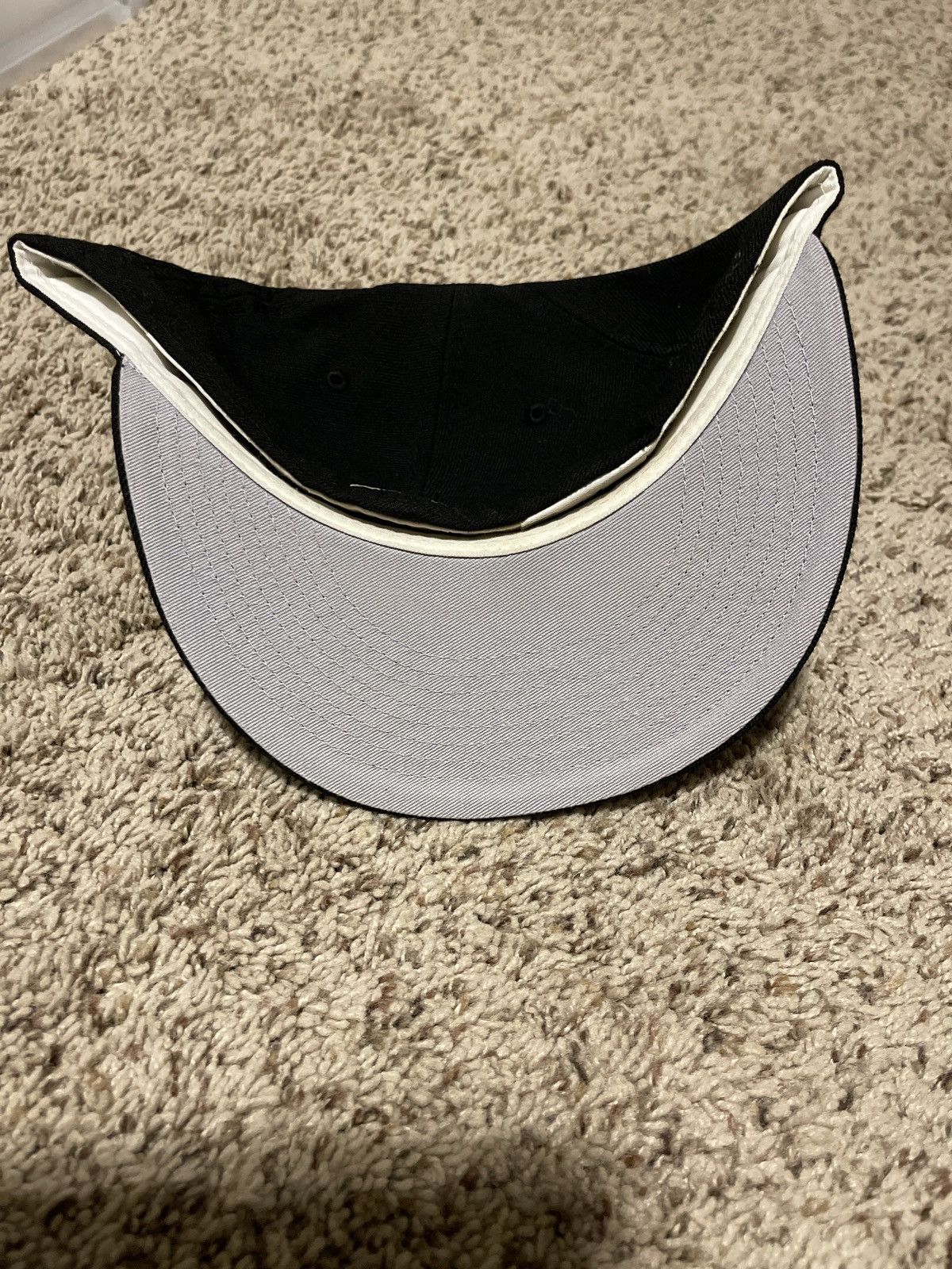 New Era Florida Marlins 1997 World Series Fitted Hat Size 7 1/2 Size ONE SIZE - 4 Thumbnail