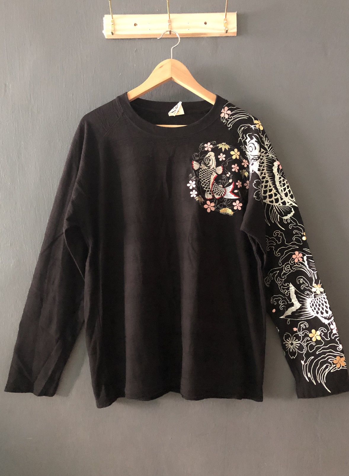 Japanese Brand CURE ALL KOI FISH EMBROIDERY YAKUZA GANG STYLE SUKAJAN SHIRT Size US L / EU 52-54 / 3 - 1 Thumbnail