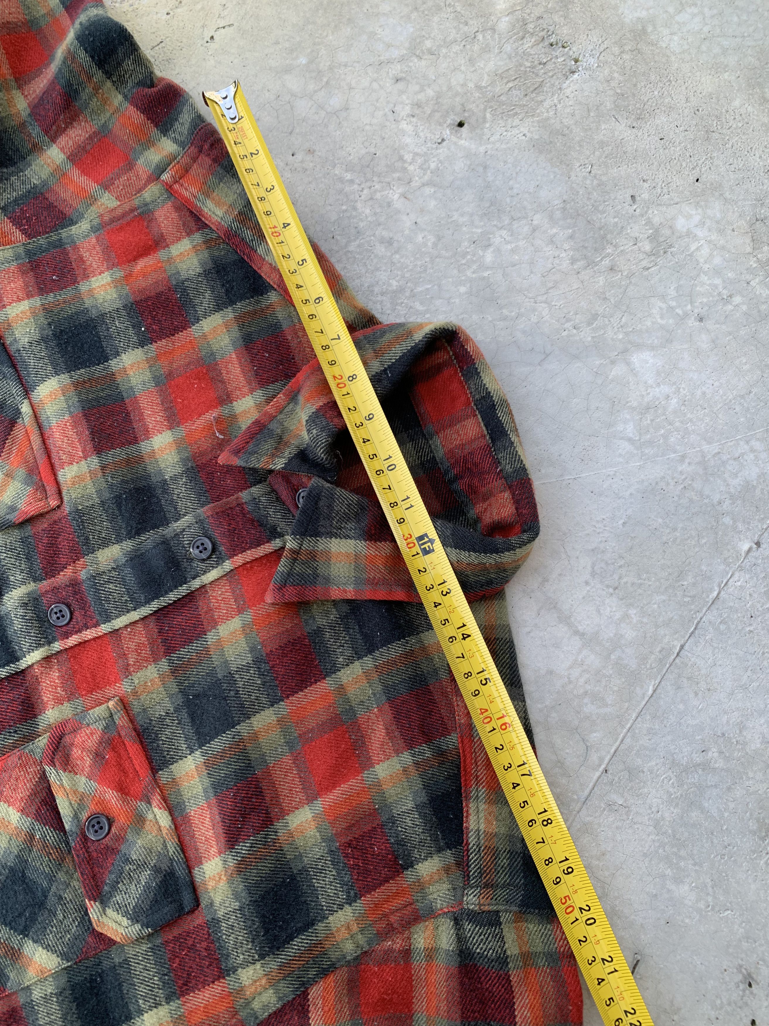 Uniqlo Vintage Uniqlo Plaid Flannel Size US L / EU 52-54 / 3 - 8 Thumbnail