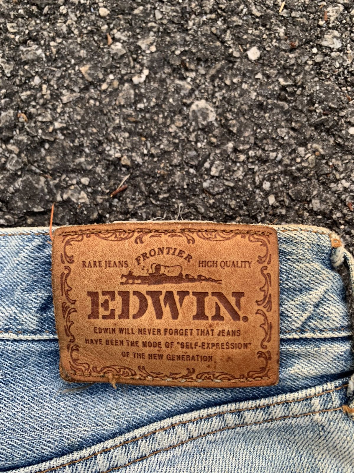 Edwin 👹Vintage Edwin THRASHED Baggy Jeans (kids) Size US 26 / EU 42 - 11 Thumbnail