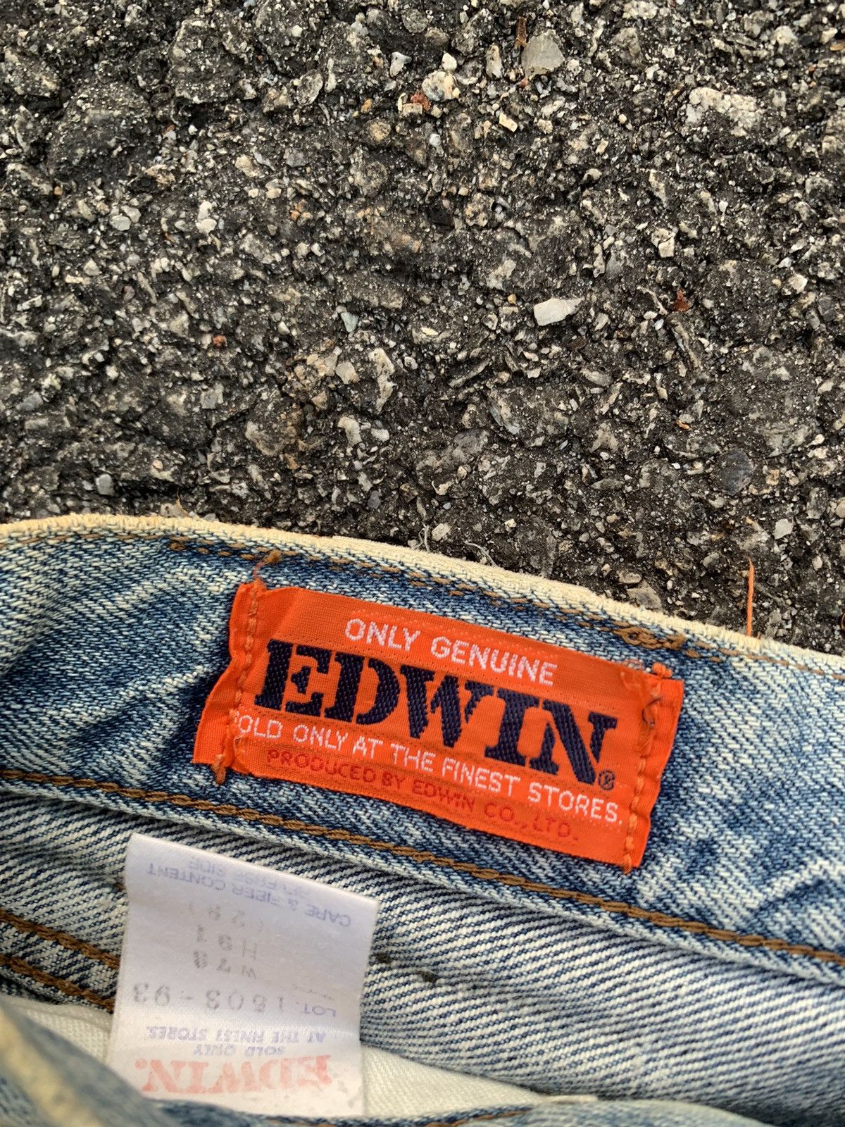 Edwin 👹Vintage Edwin THRASHED Baggy Jeans (kids) Size US 26 / EU 42 - 12 Thumbnail