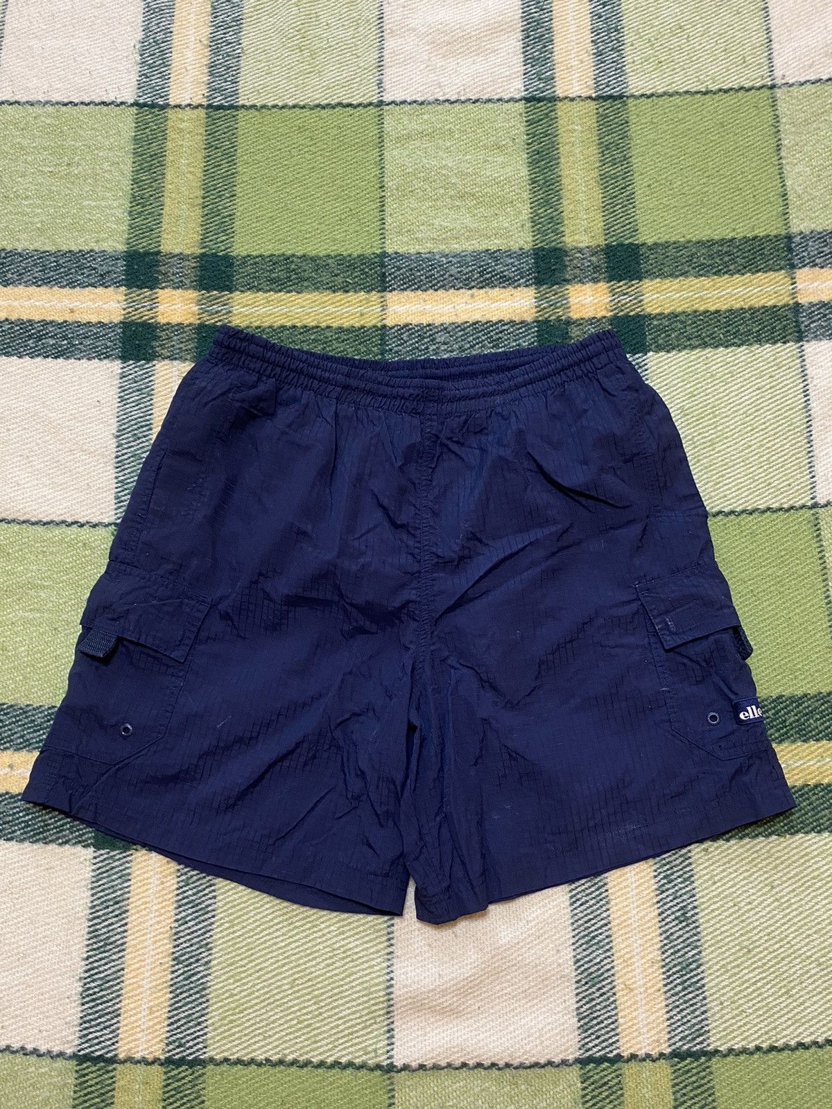 Ellesse Vintage Ellesse shorts streetwear y2k casual style size M Size US 32 / EU 48 - 1 Thumbnail