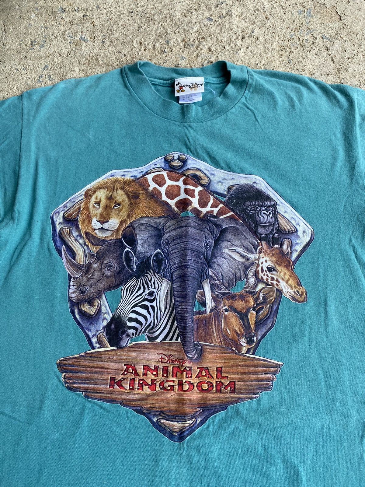 Disney × Vintage Vintage Y2K 90’s Disney Animal Kingdom Shirt Size US L / EU 52-54 / 3 - 2 Thumbnail
