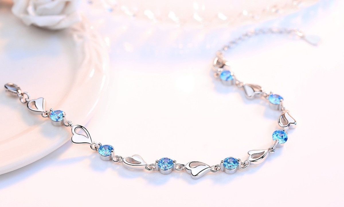 Jewelry Crystal Retro Heart Bracelet Size ONE SIZE - 2 Thumbnail