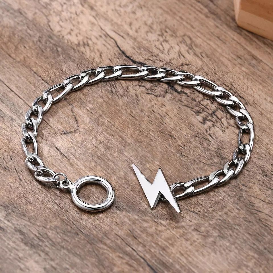 Jewelry Stylish Lightning Charm Bracelet in Silver, Men's