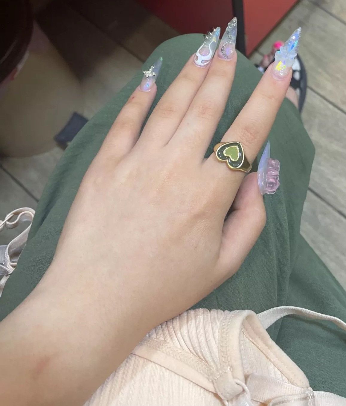 Jewelry Retro Green Heart Ring Size ONE SIZE - 2 Thumbnail