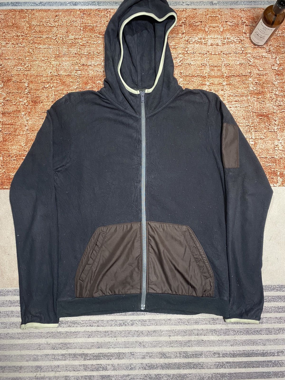 Jun Takahashi × Undercover × Uniqlo (I) UNIQLO UNDERCOVER LITE SWEATER FLEECE Size US L / EU 52-54 / 3 - 1 Thumbnail