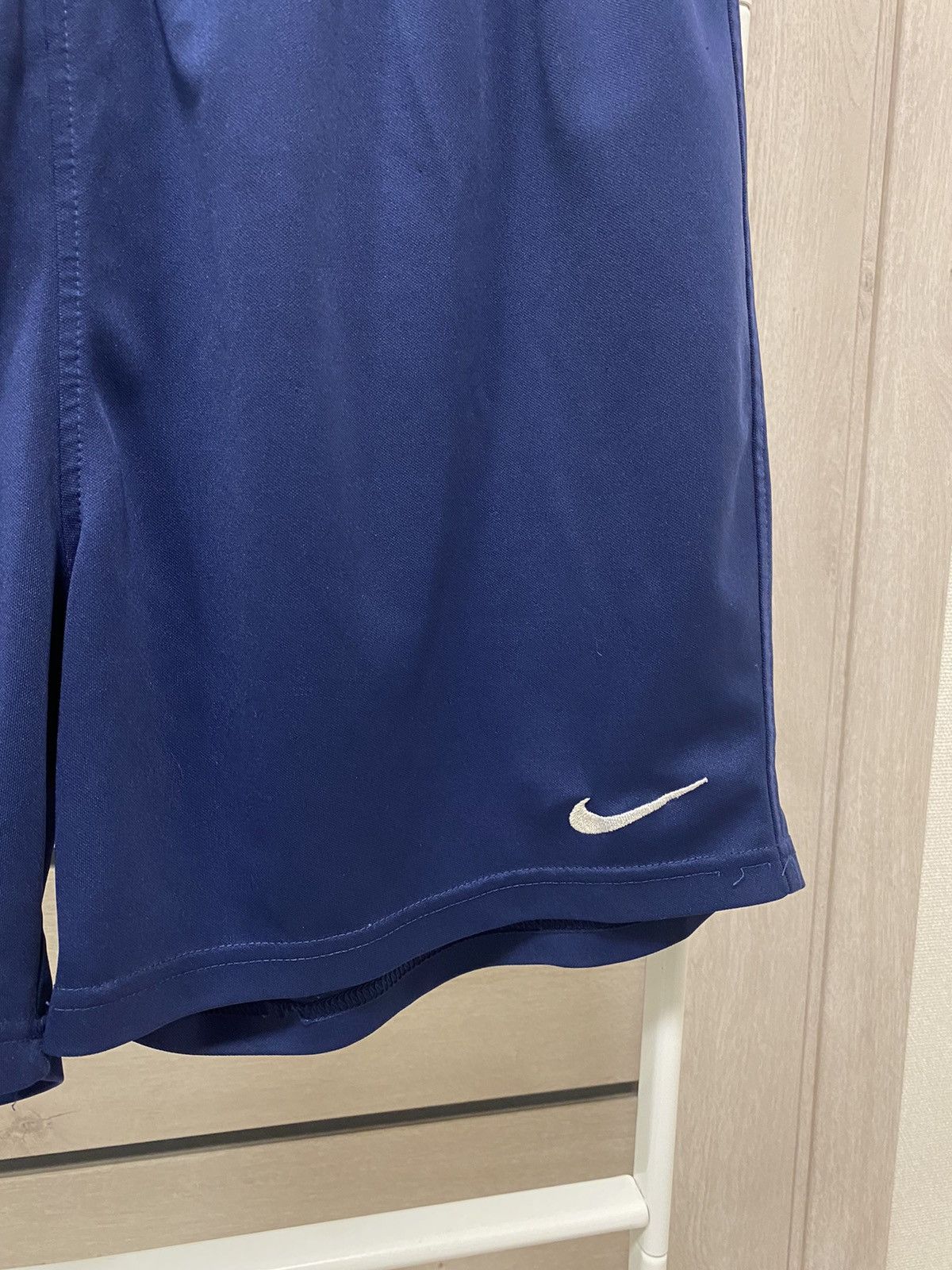 Nike × Vintage Nike Vintage Swoosh Navy Soccer Men’s Shorts Size US 32 / EU 48 - 4 Thumbnail