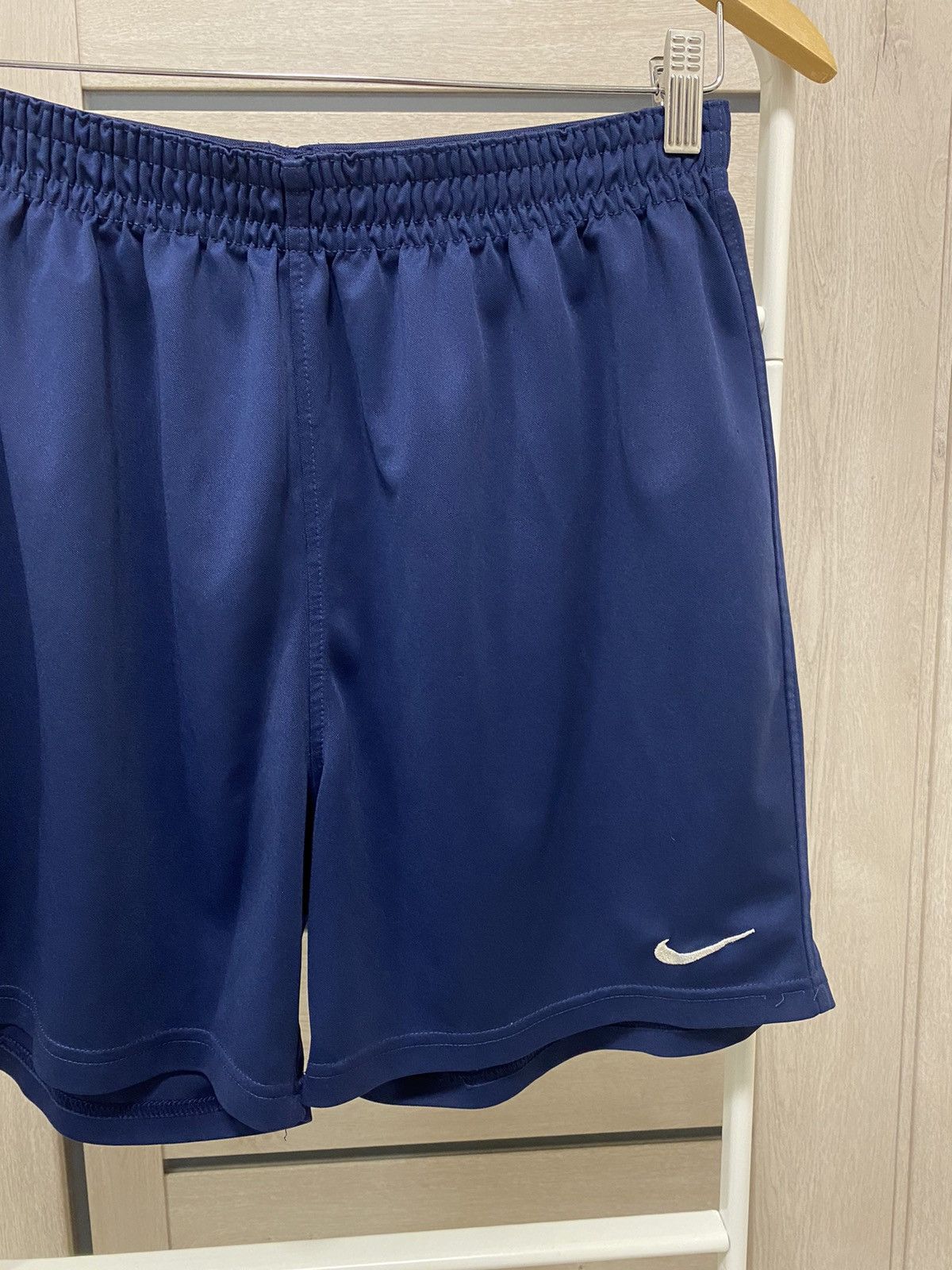 Nike × Vintage Nike Vintage Swoosh Navy Soccer Men’s Shorts Size US 32 / EU 48 - 3 Thumbnail