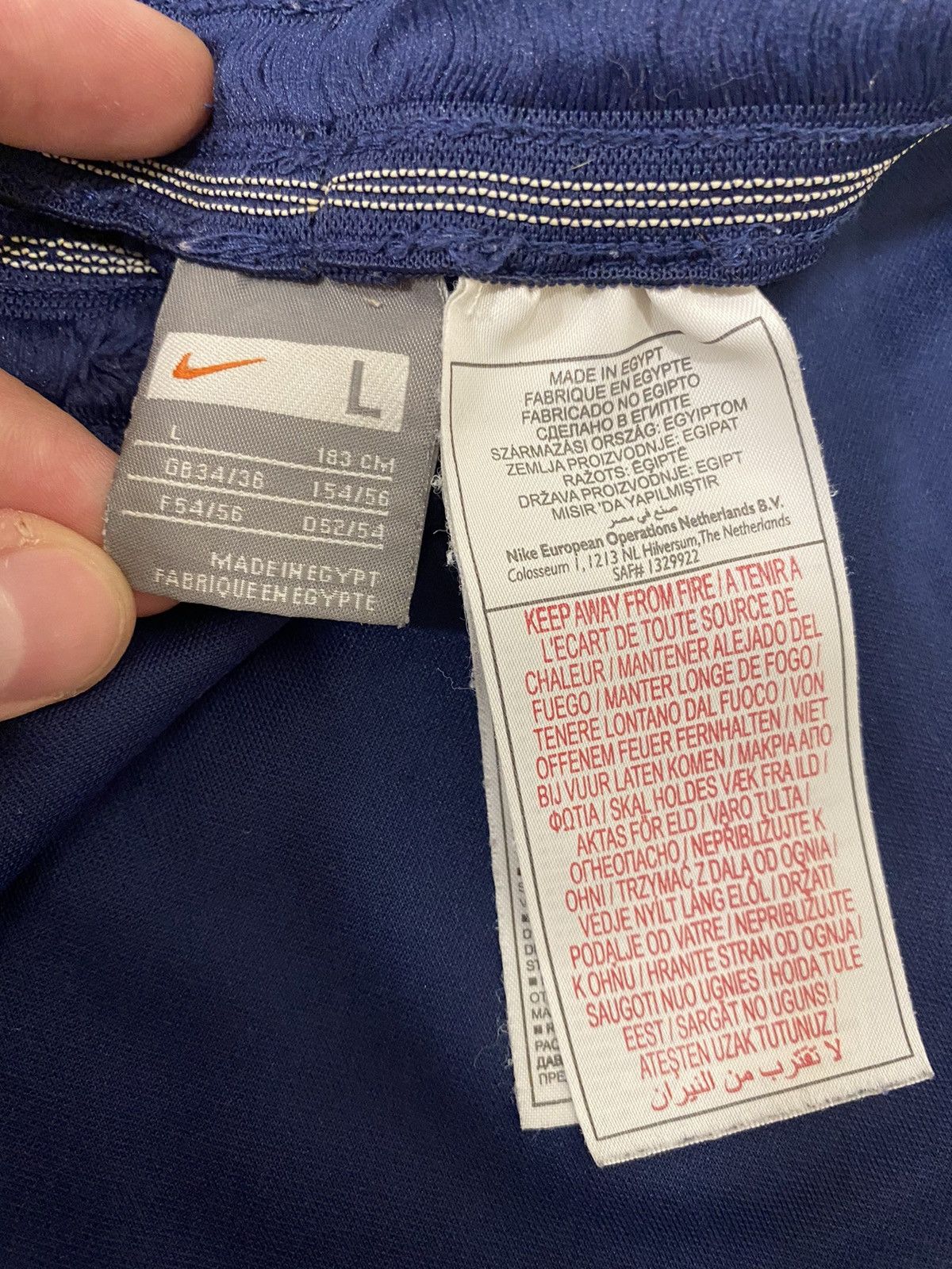 Nike × Vintage Nike Vintage Swoosh Navy Soccer Men’s Shorts Size US 32 / EU 48 - 8 Thumbnail