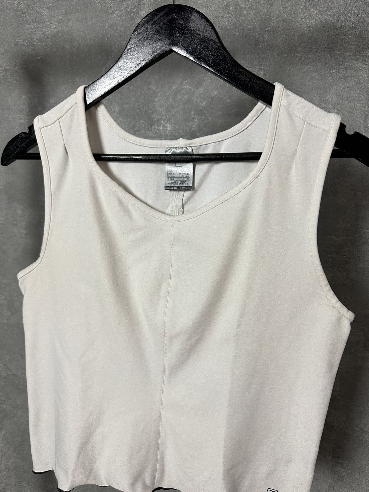 Nike × Vintage Vintage Nike Modern Dri-Fit White Sleeveless Tank Top Size M / US 6-8 / IT 42-44 - 2 Thumbnail
