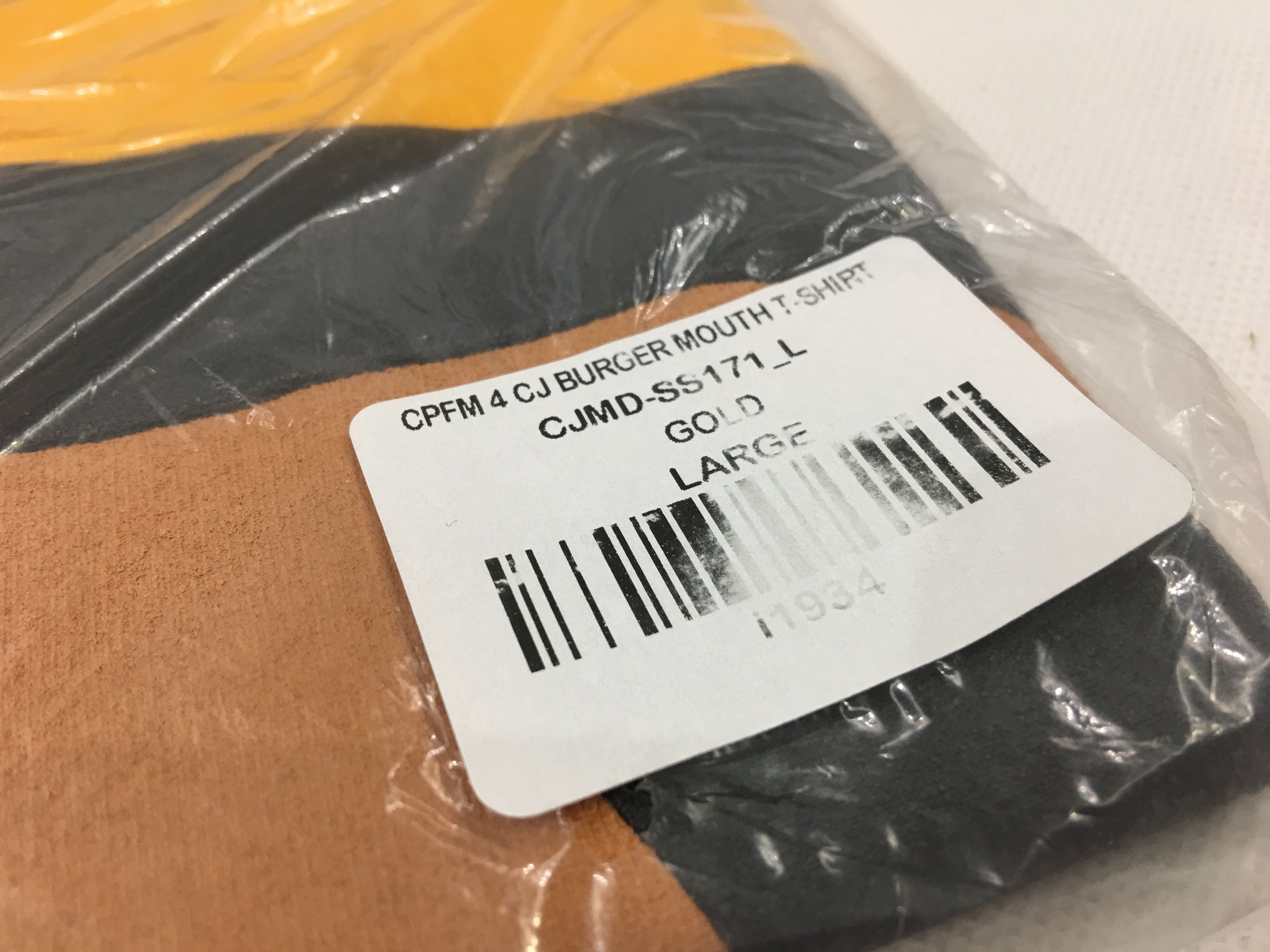 Cactus Plant Flea Market × Travis Scott Travis Scott x CPFM 4 CJ Burger Mouth T-shirt Yellow Large Size US L / EU 52-54 / 3 - 12 Thumbnail