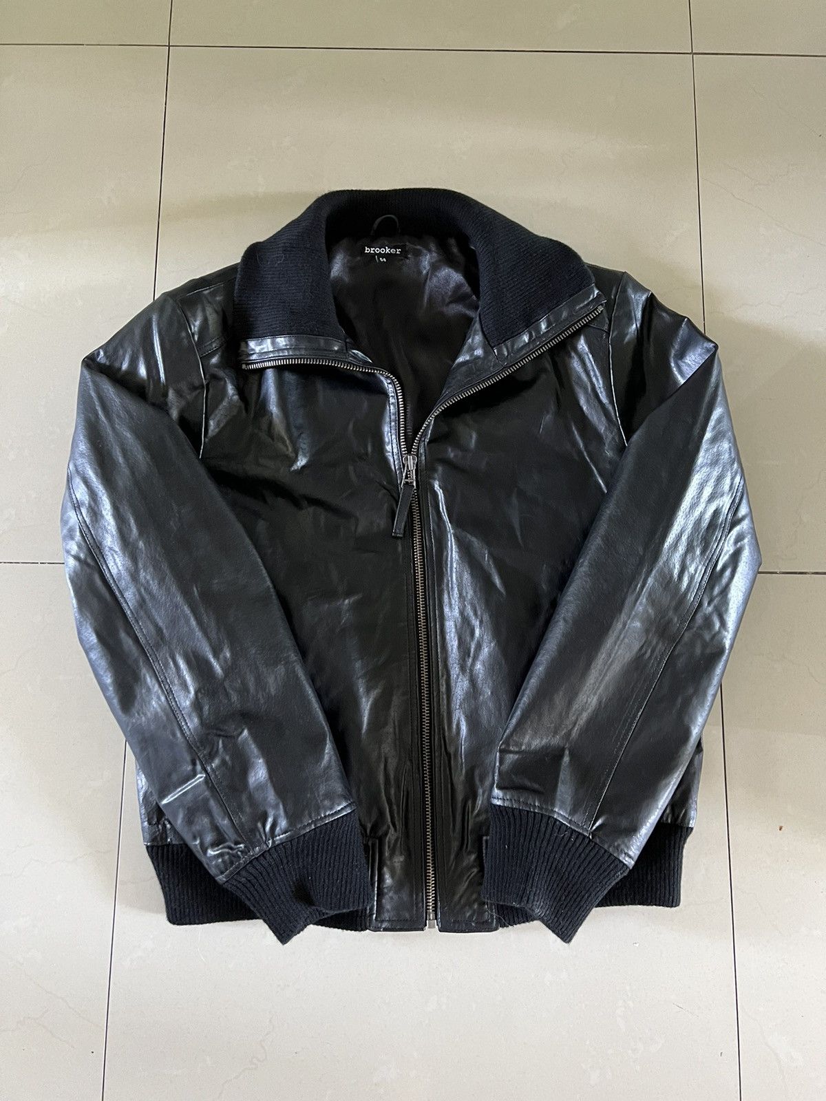 Vintage Vintage Bomber Leather Jacket 90s boxy black Size US L / EU 52-54 / 3 - 4 Thumbnail