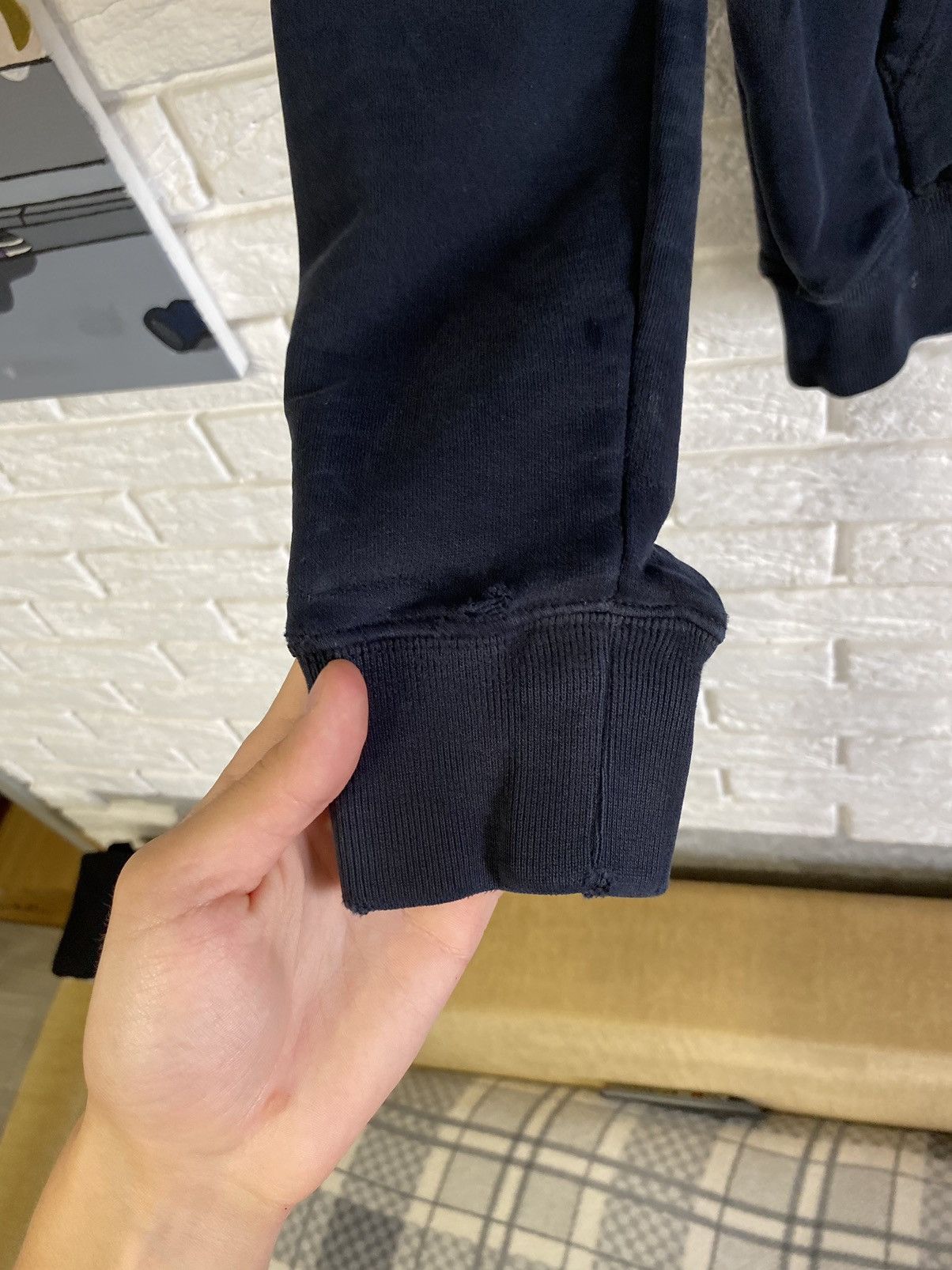 Off-White Off-White Off White Workers Logo Slim Hooded Sweat Black Size US S / EU 44-46 / 1 - 3 Thumbnail