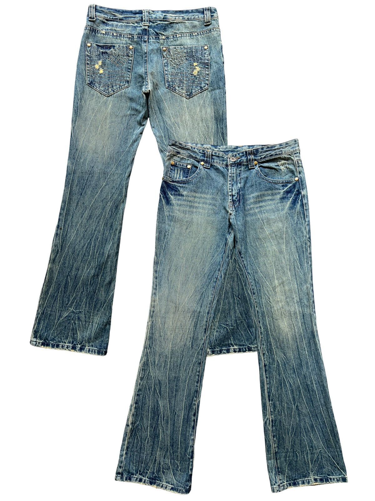 Japanese Brand Japanese Brand Distressed Faded Rusted Flare Jeans 34x35 Size US 34 / EU 50 - 1 Thumbnail
