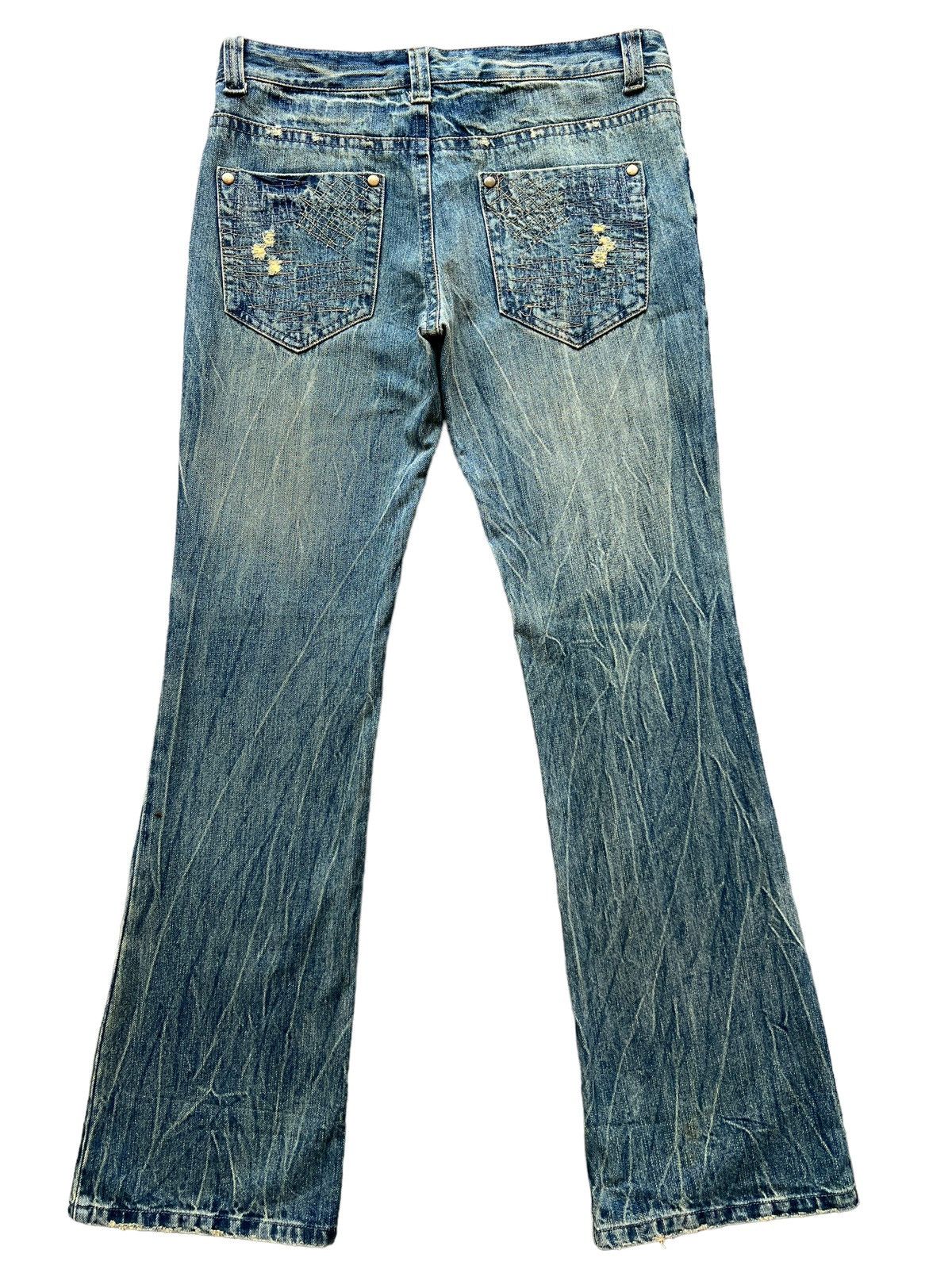 Japanese Brand Japanese Brand Distressed Faded Rusted Flare Jeans 34x35 Size US 34 / EU 50 - 3 Thumbnail