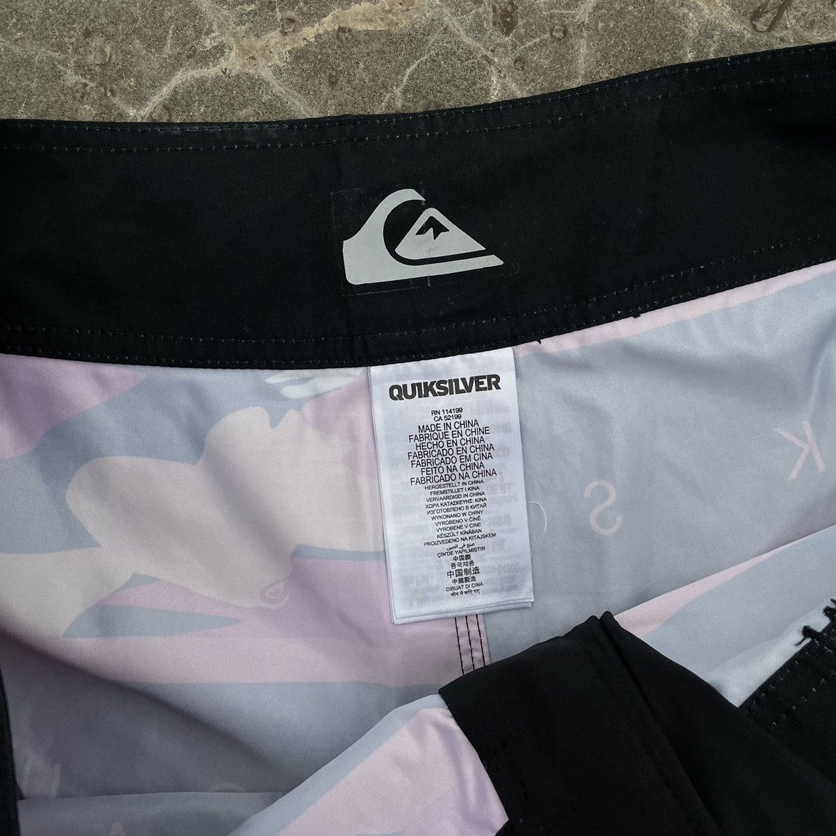 Quiksilver Luxury Quiksilver Shorts Swimwear Size L-XL New Size US 38 / EU 54 - 7 Thumbnail