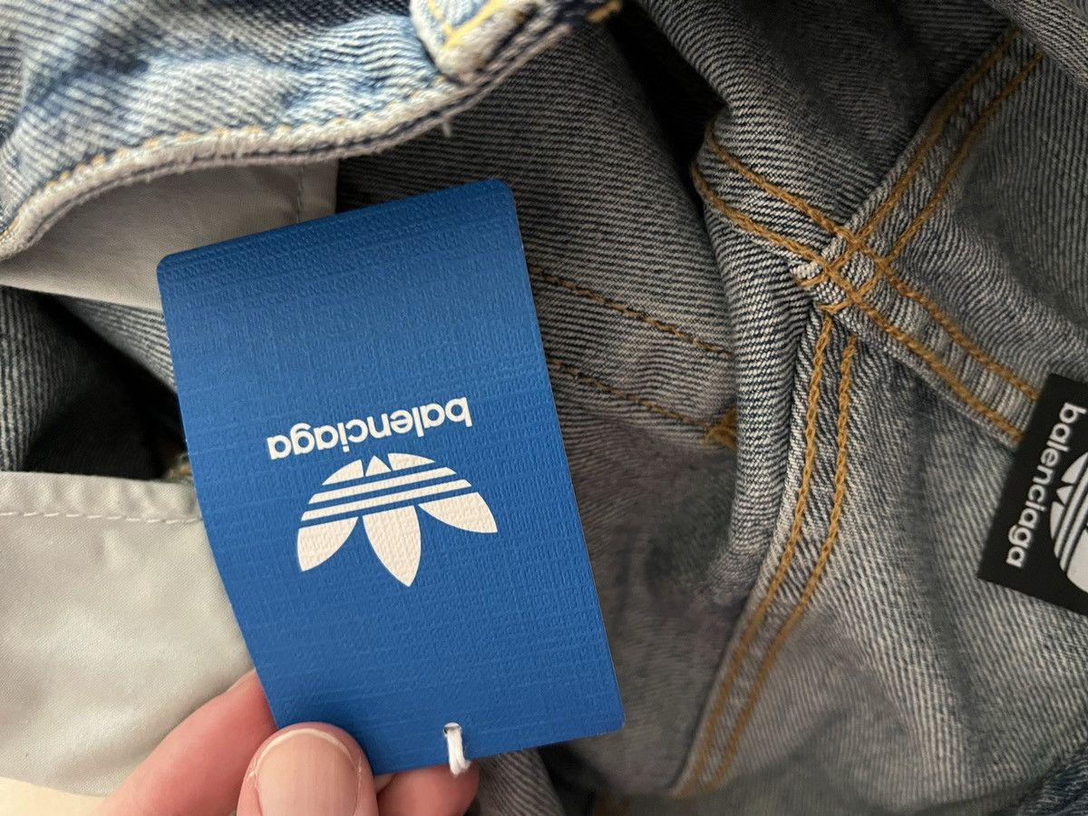 Adidas × Balenciaga *RARE* Balenciaga X Adidas jeans light wash Size US 34 / EU 50 - 10 Thumbnail