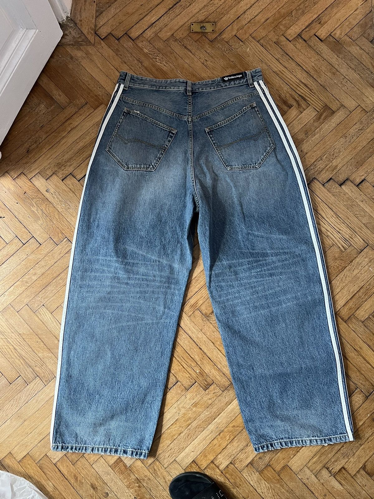 Adidas × Balenciaga *RARE* Balenciaga X Adidas jeans light wash Size US 34 / EU 50 - 2 Thumbnail