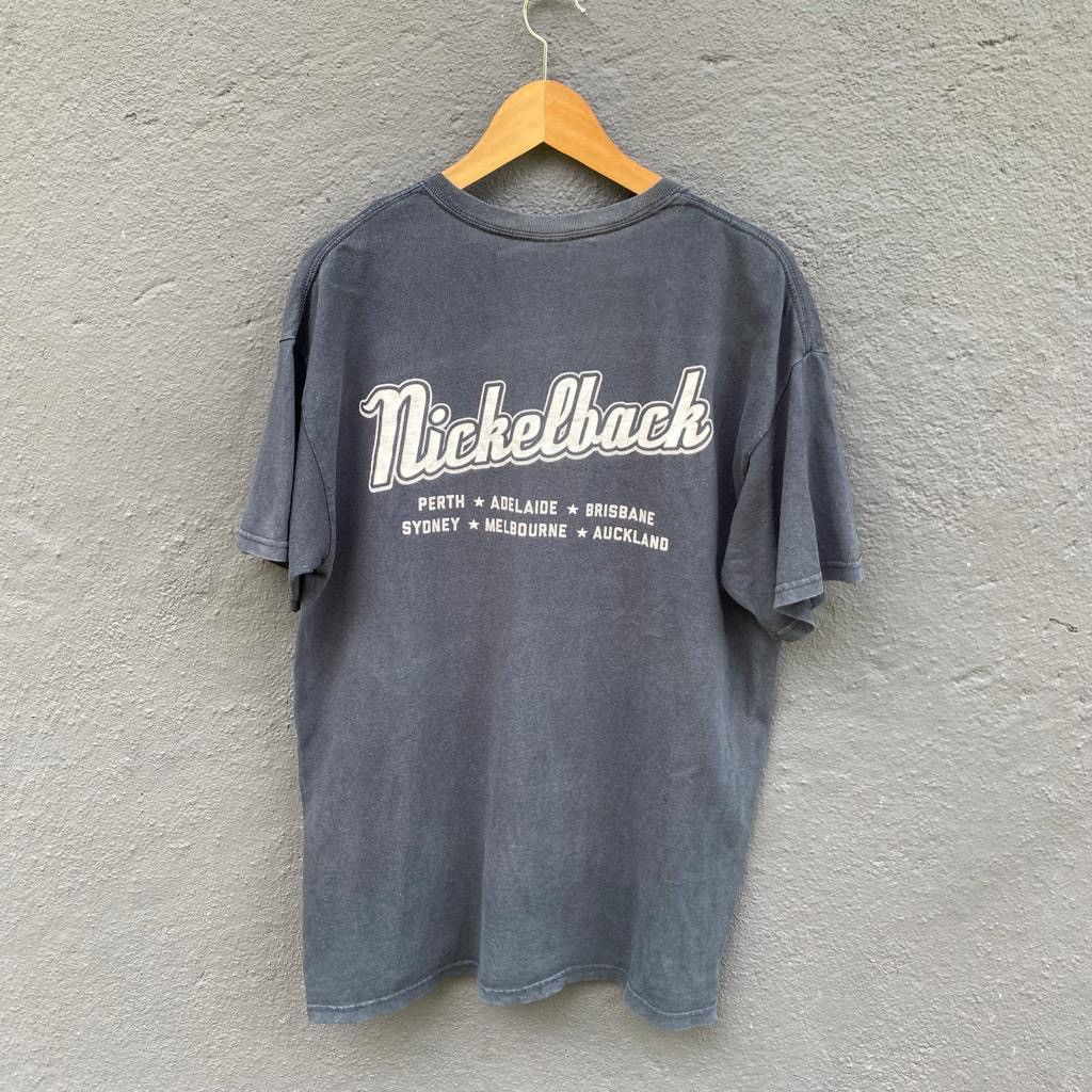 Band Tees Vintage Nickelback Here And Now Tour 2012 Tee Size US L / EU 52-54 / 3 - 3 Thumbnail