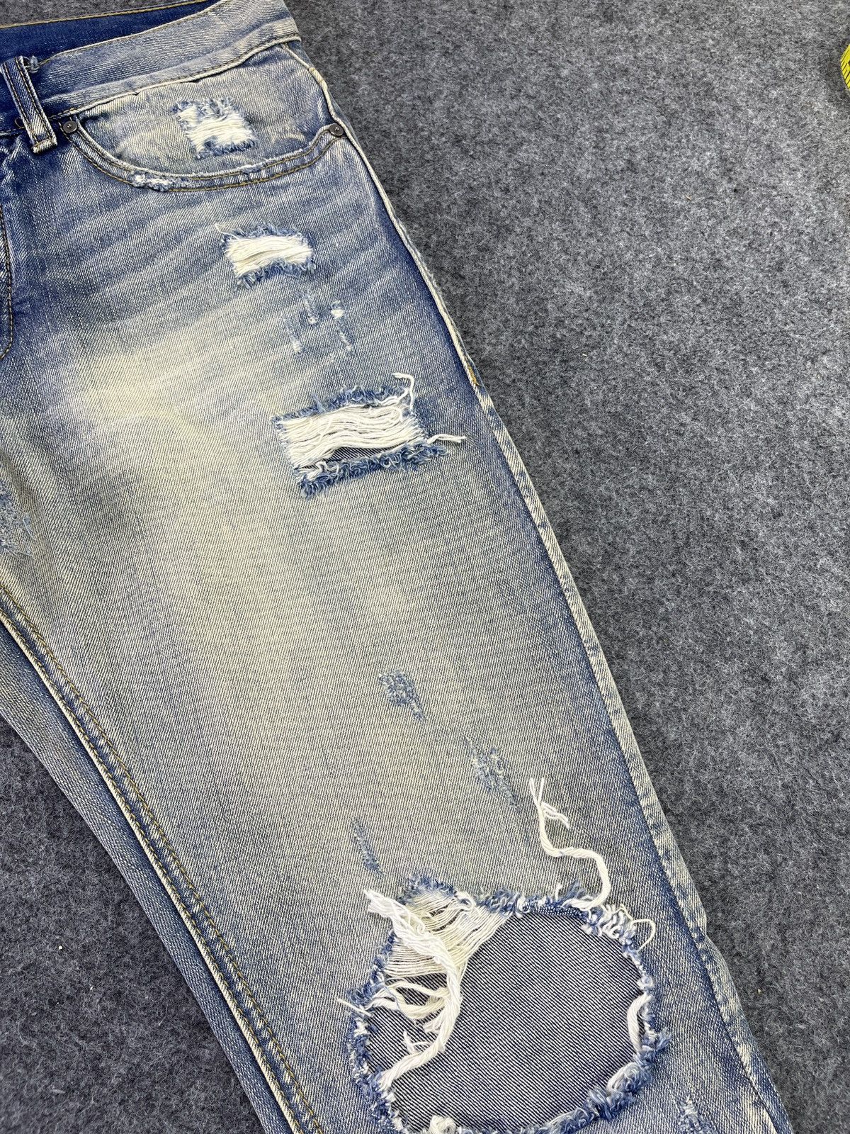 Japanese Brand × Vintage Fear Of God Selvedge Edge Jeans Distressed Denim - J862 Size US 32 / EU 48 - 13 Thumbnail