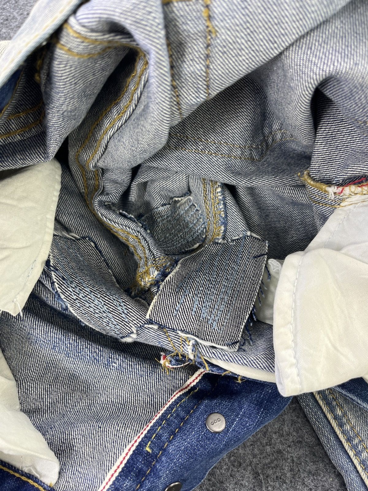 Japanese Brand × Vintage Fear Of God Selvedge Edge Jeans Distressed Denim - J862 Size US 32 / EU 48 - 11 Thumbnail