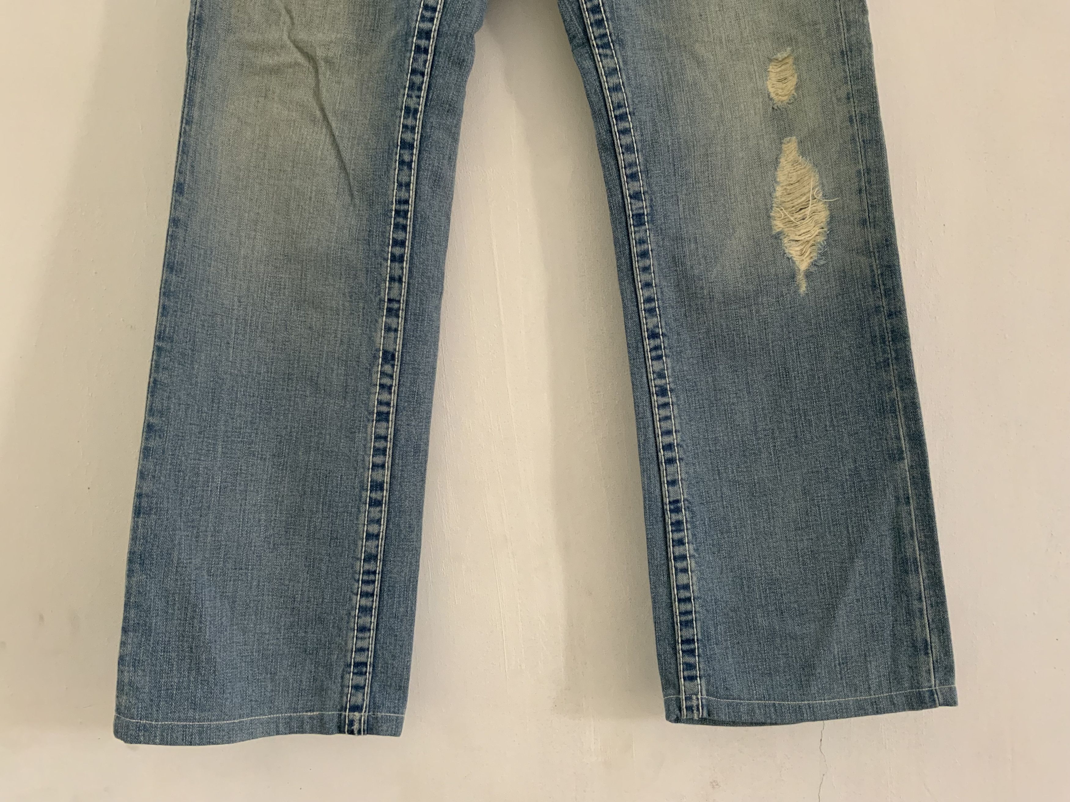 True Religion Vintage True Religion Distressed Denim Size US 33 - 5 Thumbnail