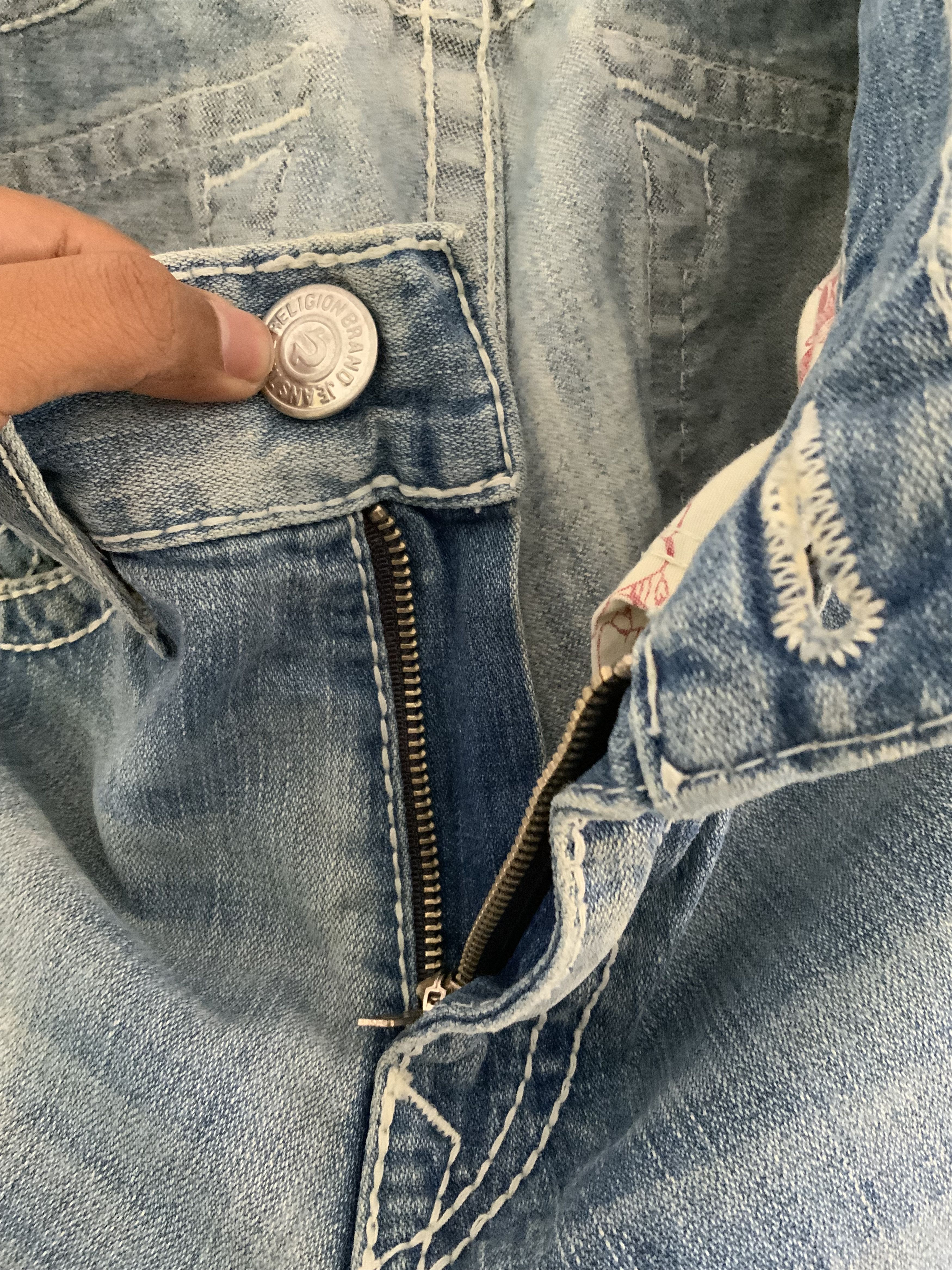True Religion Vintage True Religion Distressed Denim Size US 33 - 17 Thumbnail