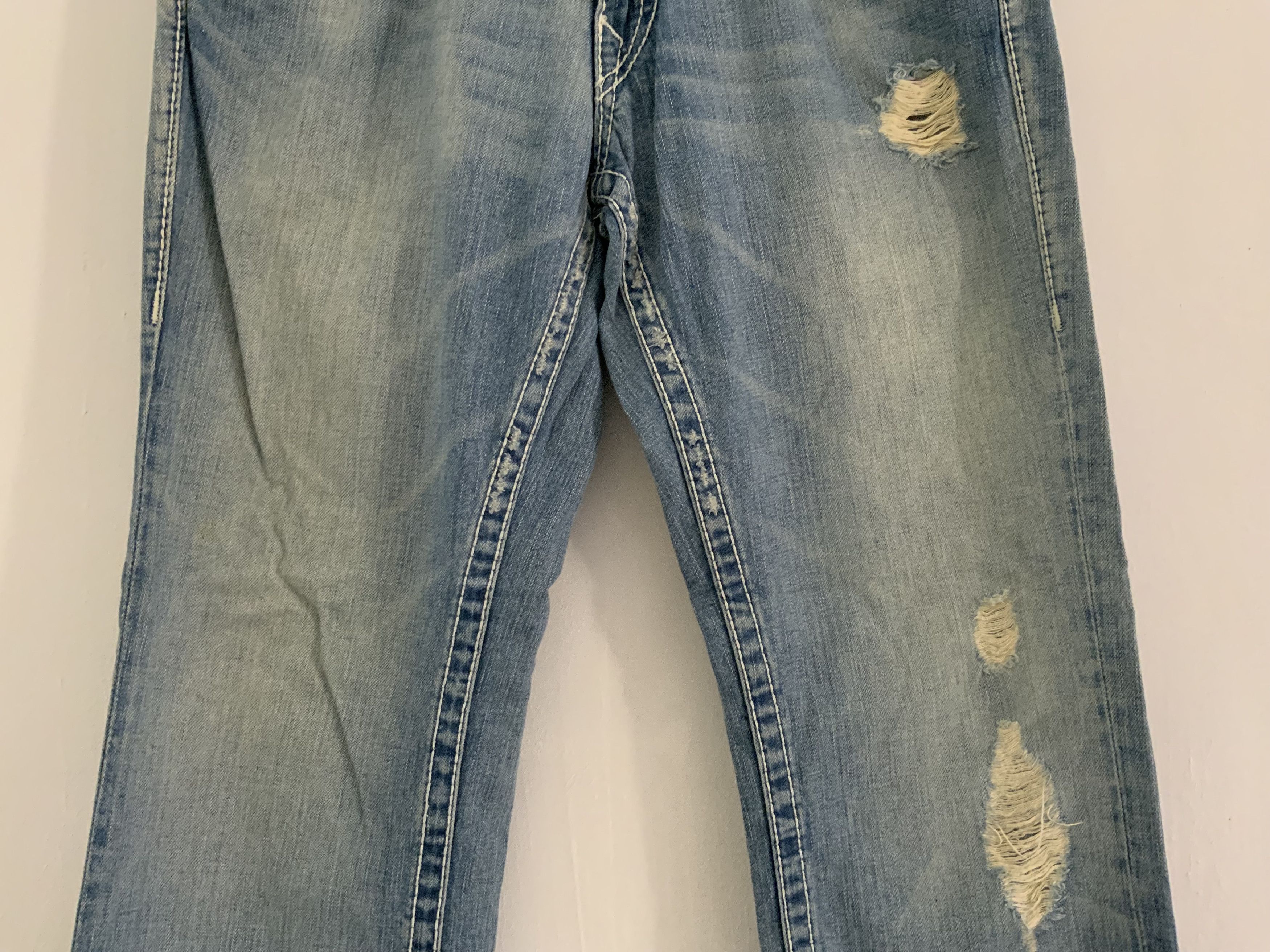 True Religion Vintage True Religion Distressed Denim Size US 33 - 4 Thumbnail